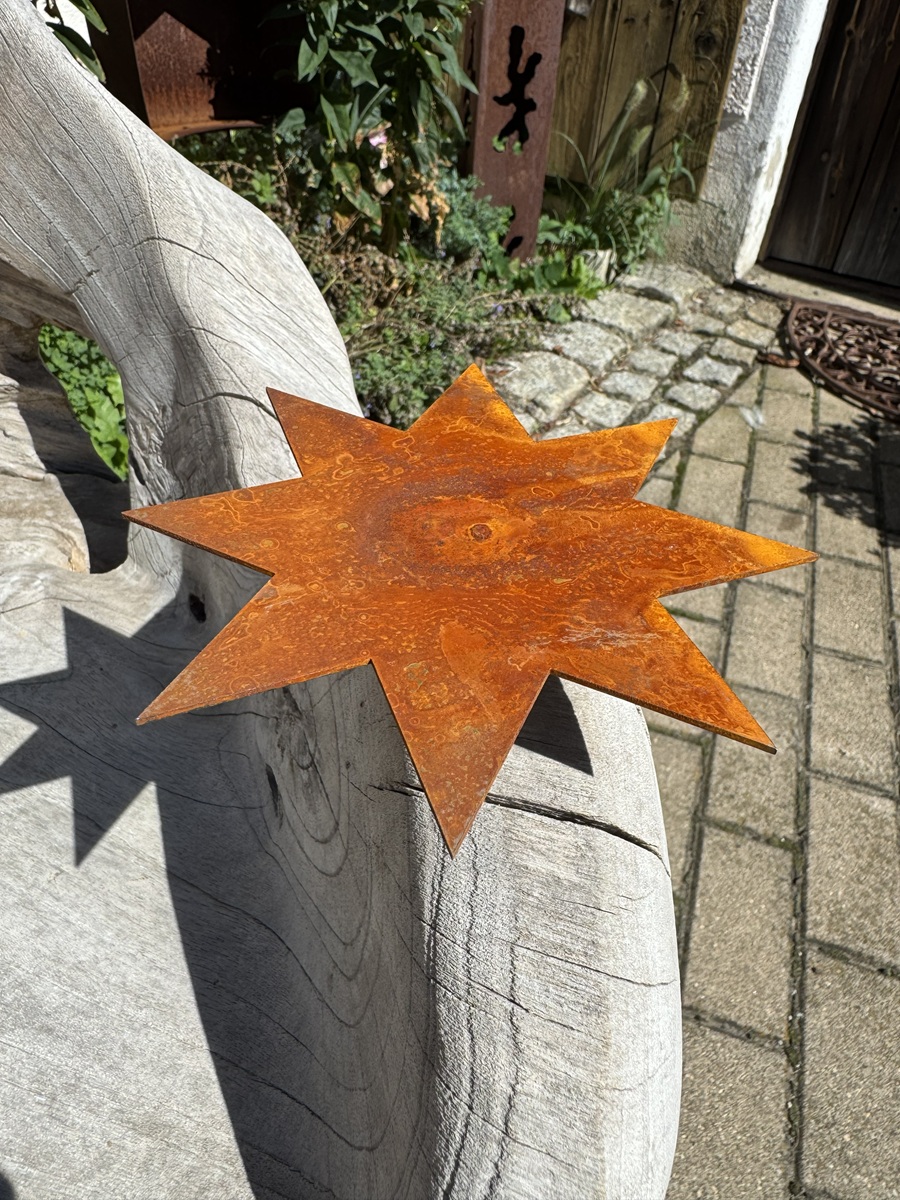 Edelrost Stern groß mit Schraube an der Rückseite - Durchmesser 15 cm
