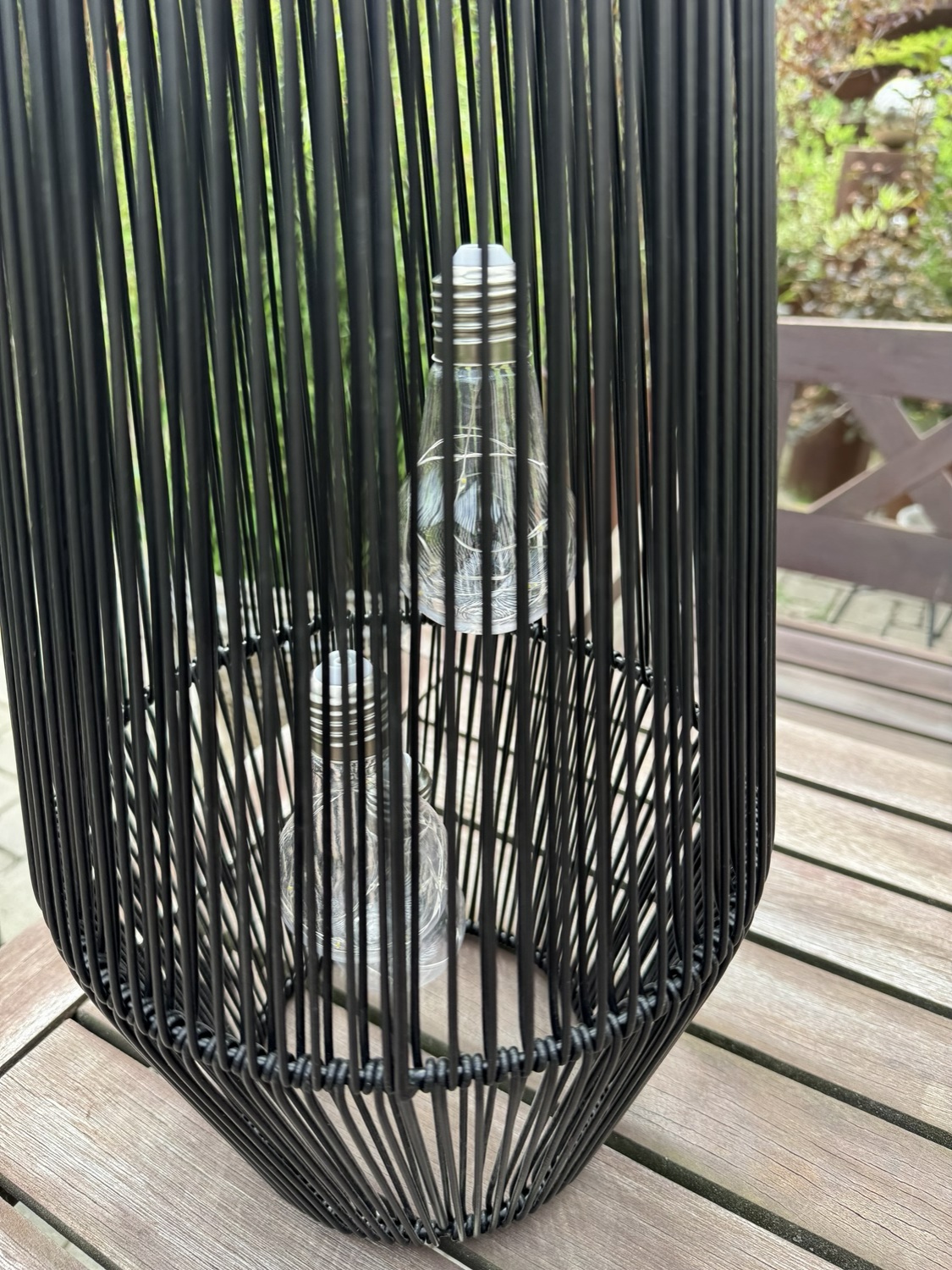 Outdoor Laterne konische Form schwarz groß mit 3 Solar Birnen - Höhe 55 cm