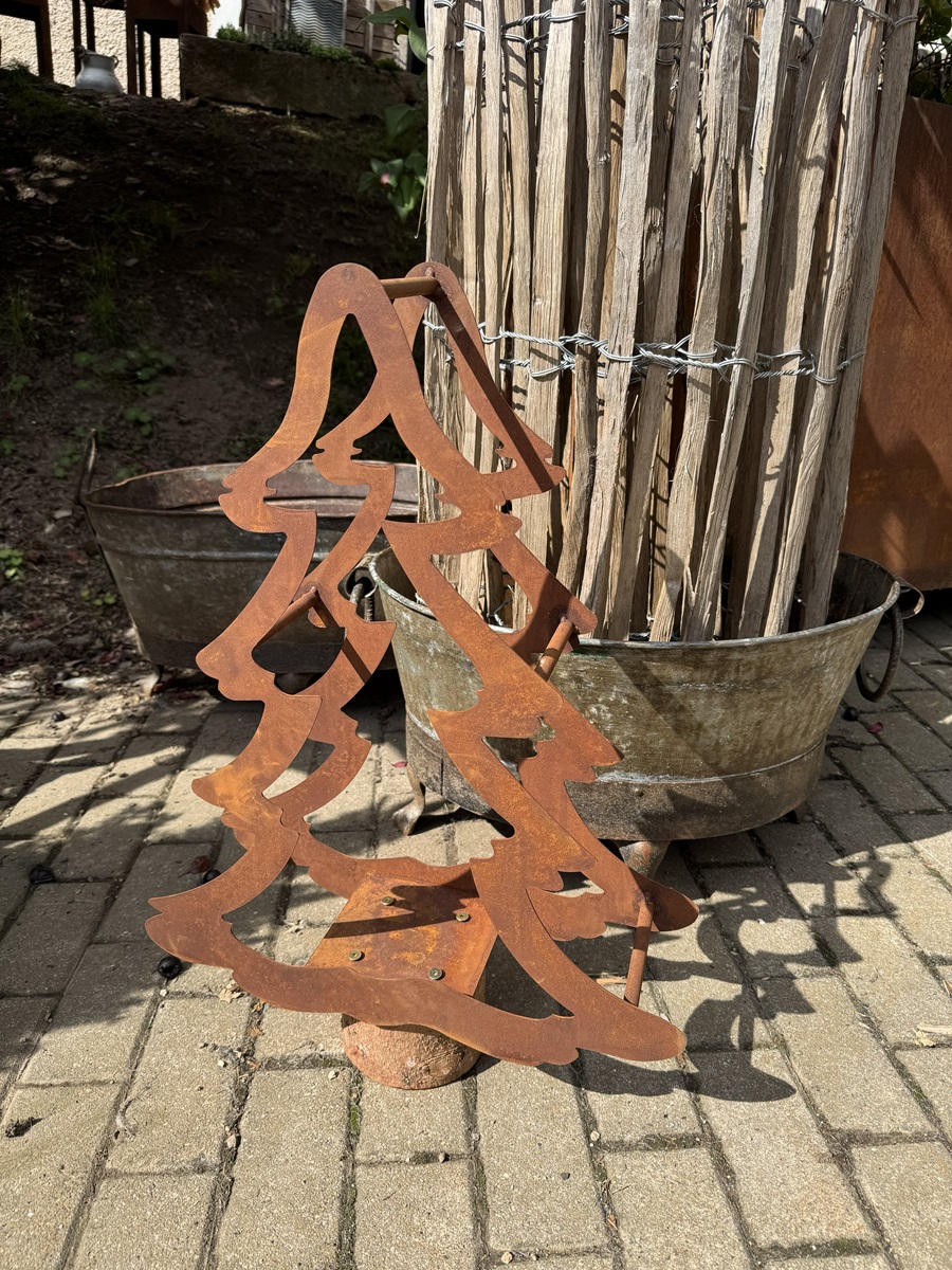 Edelrost Holzregal Tannenbaum mit Baumstamm als Sockel - Höhe 60 cm + Stamm