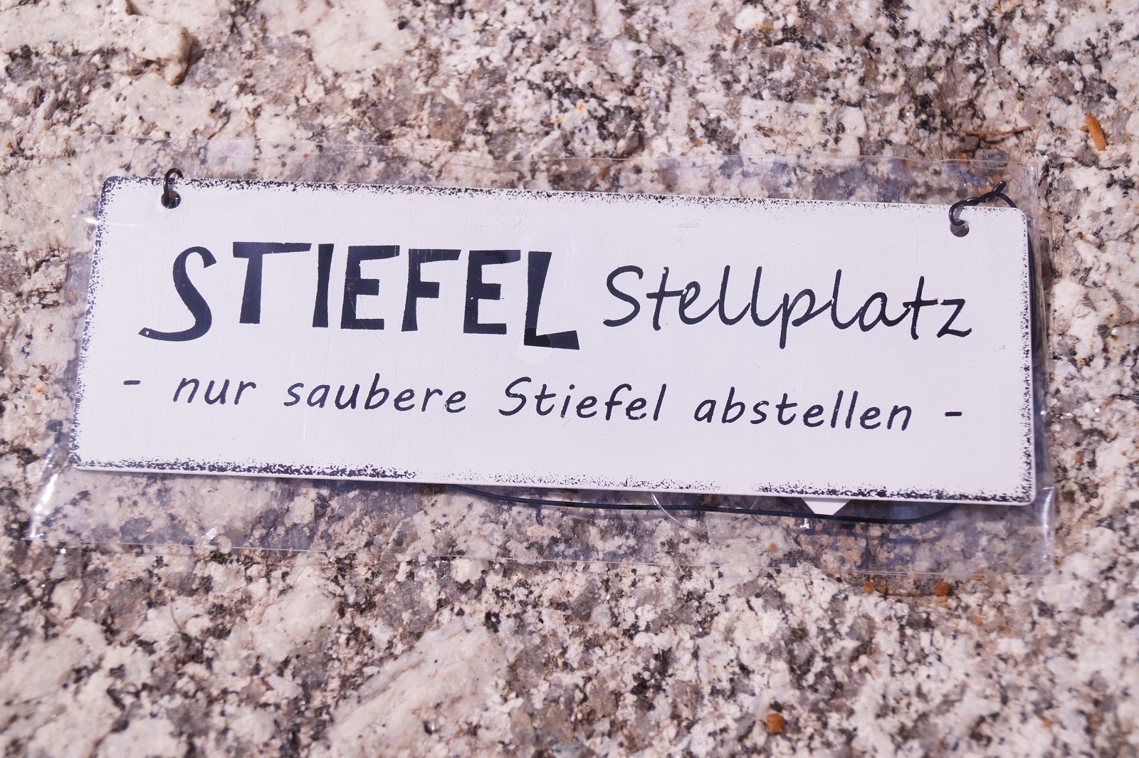 Metall Mini Schild Stiefel Stellplatz