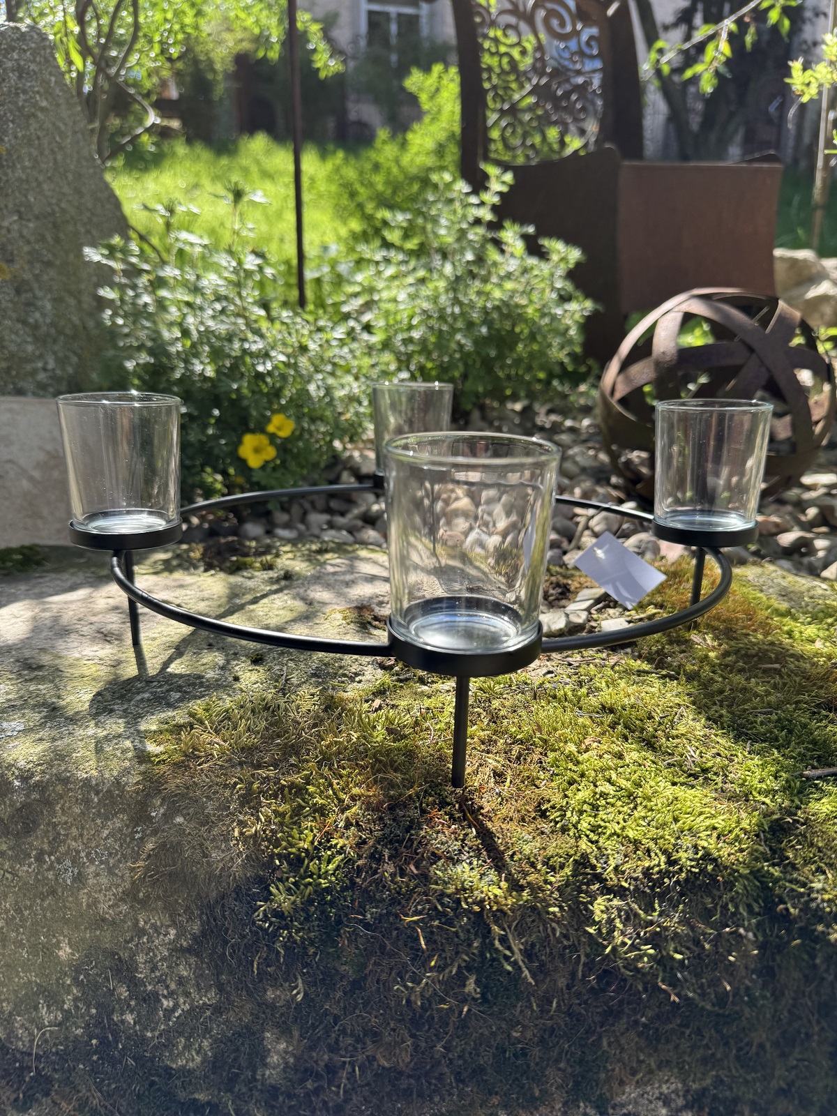 Metall Ring zum stecken mit 4 Teelichtgläsern - Durchmesser 35 cm