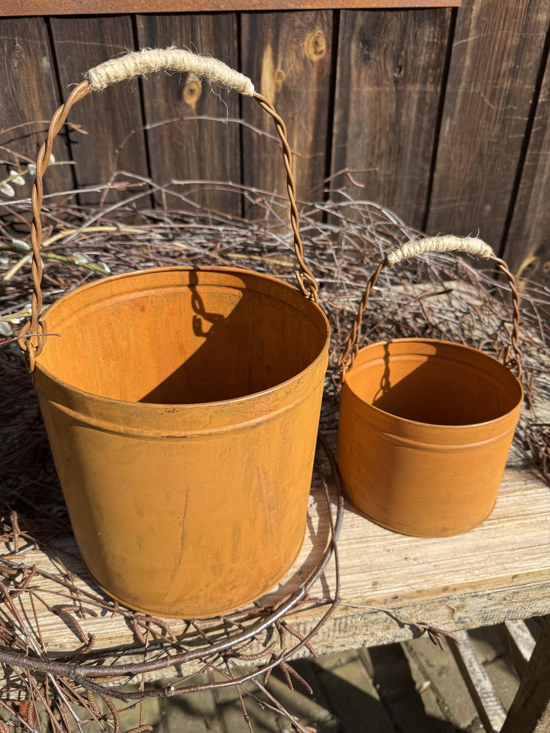 Naturrost Topf / Eimer klein zum Bepflanzen mit Henkel - Durchmesser 14 cm