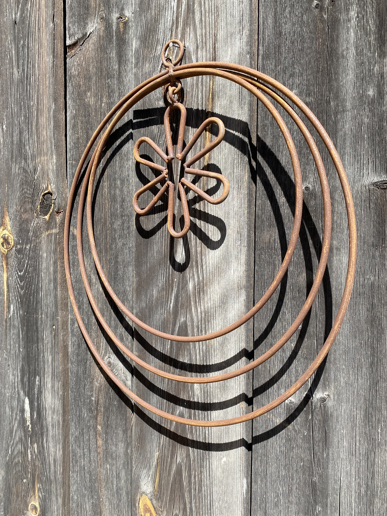 Edelrost Hänger Ringe mit Blume - Durchmesser 40 cm