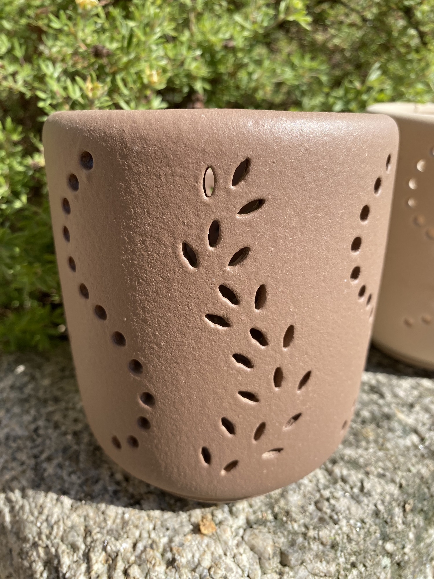 Keramik Windlicht Natur mit Muster braun - Höhe 12 cm