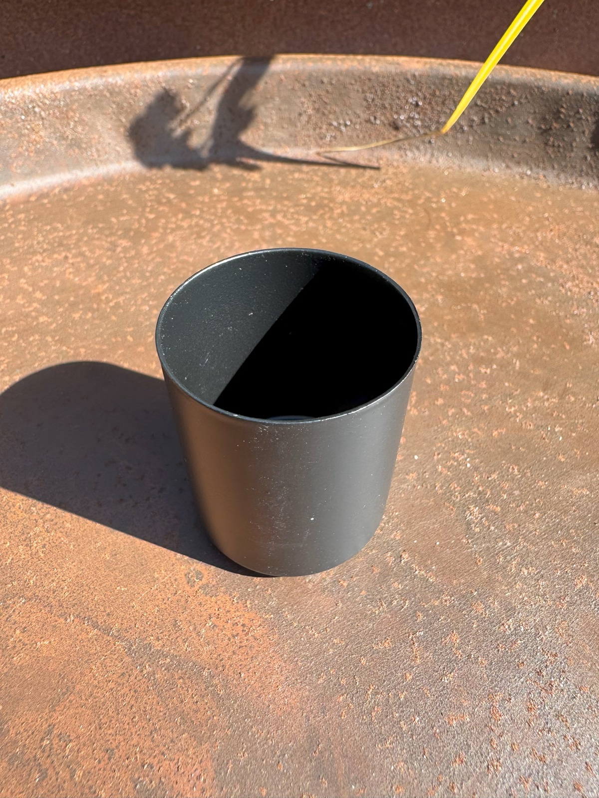 1 Magnetischer Metall Kerzenhalter schwarz  - Durchmesser 3,5 cm