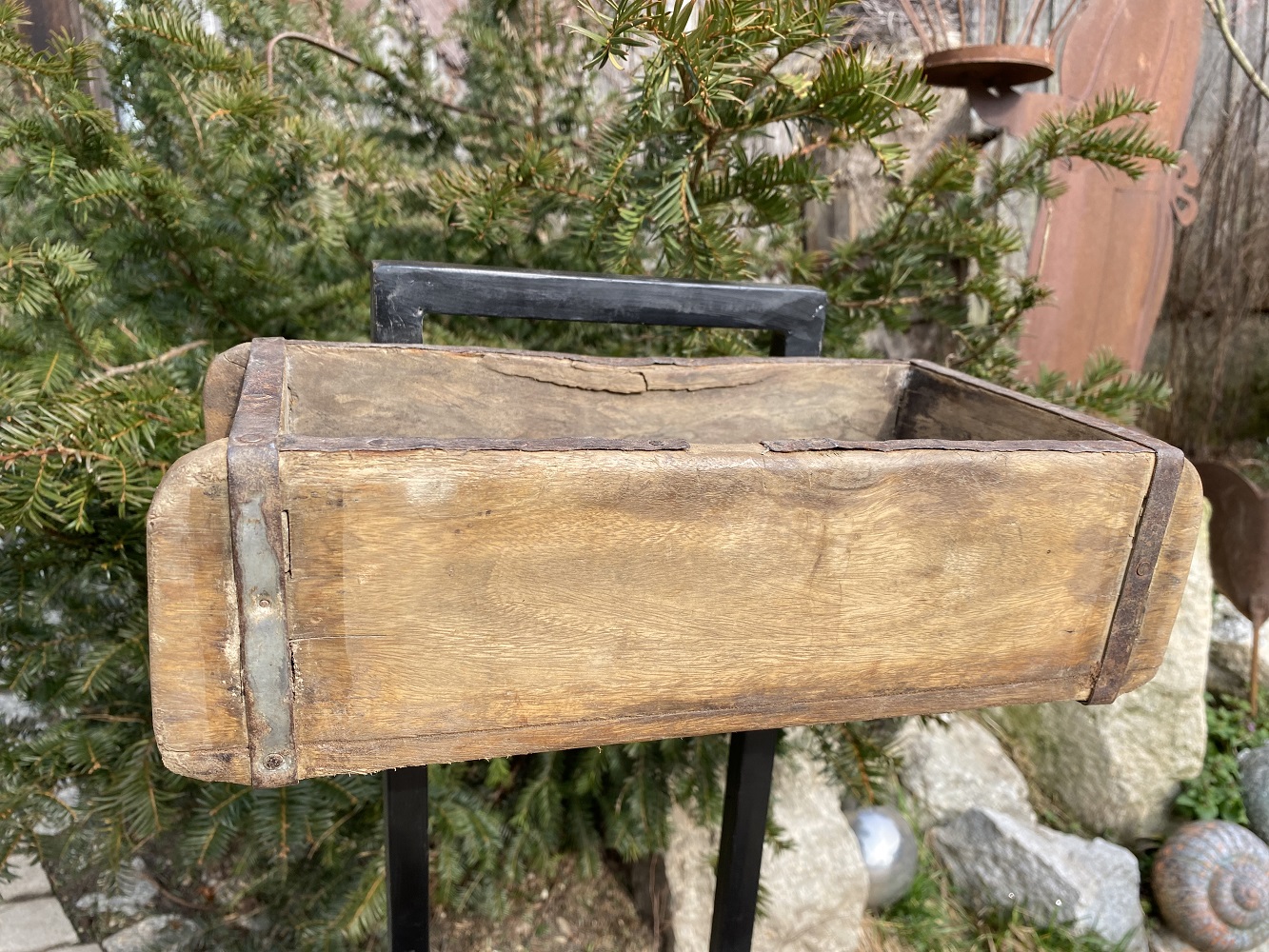 Metall Ständer Antik mit 3 Holzkästen - Höhe 92 cm