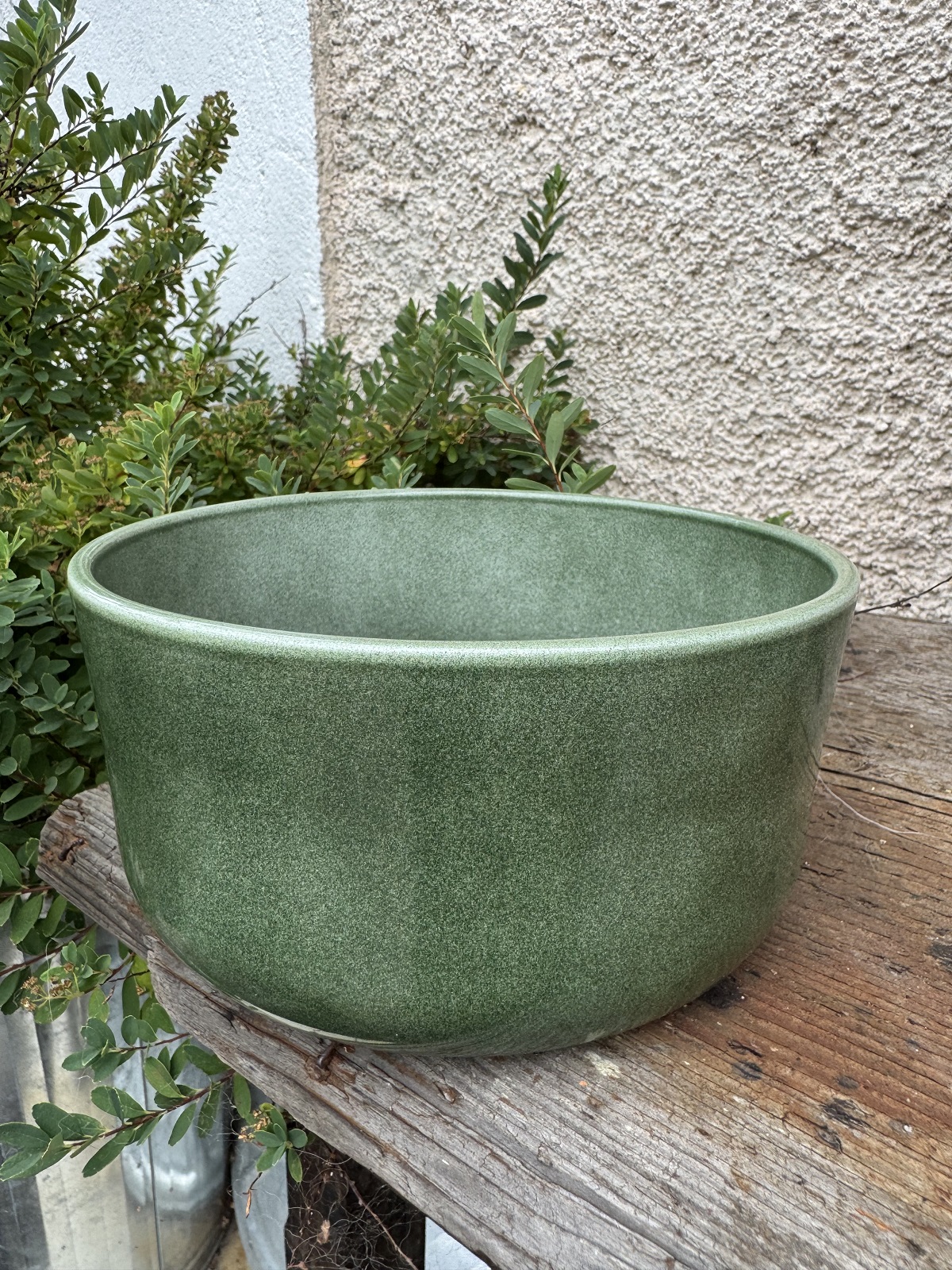 Keramik Schale rund laubgrün glänzend - Länge 18 cm