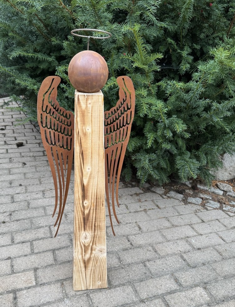 Edelrost / Fichtenholz Engel Anna - Höhe ca. 65 cm