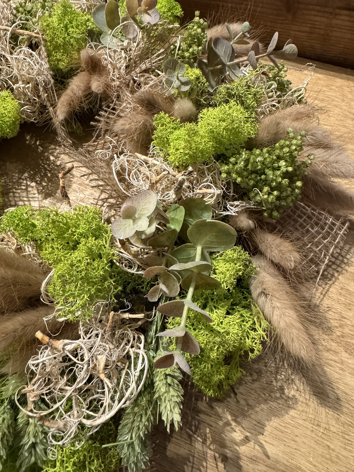 Kranz (9) mit Trockenblumen, Naturmaterial in Grüntönen - Durchmesser ca. 30 cm