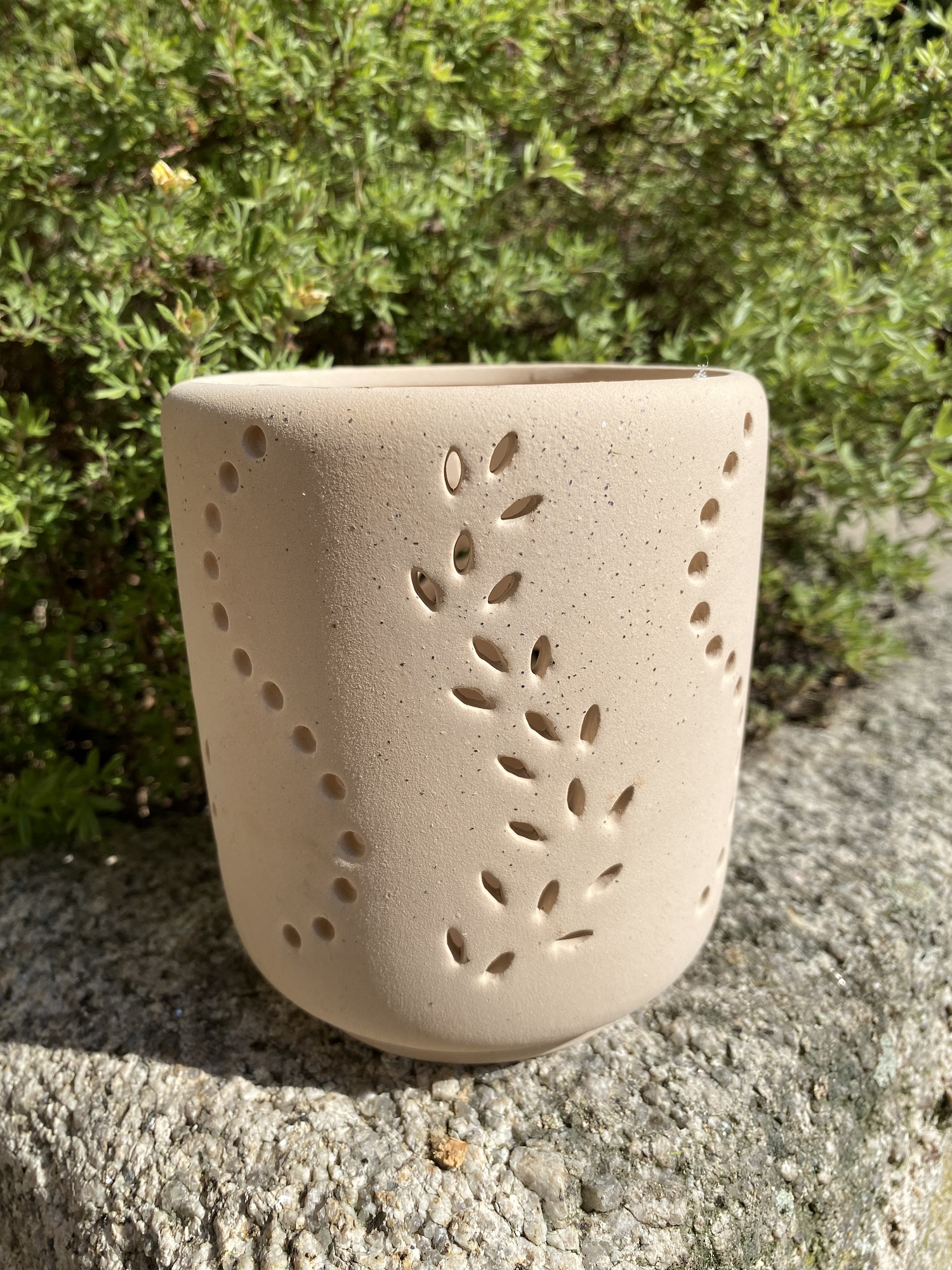 Keramik Windlicht Natur mit Muster beige - Höhe 12 cm