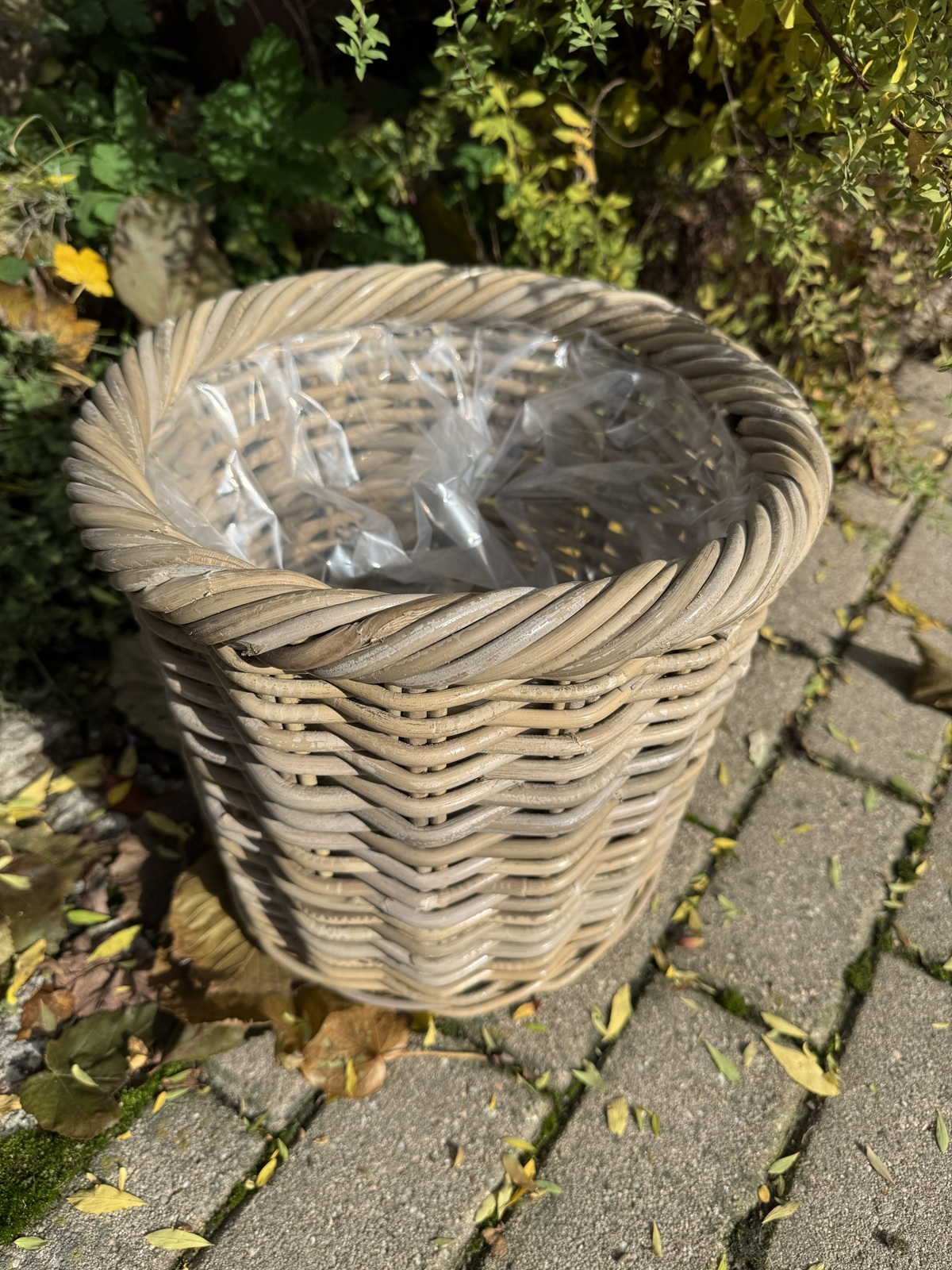 Pflanz Korb rund Rattan Outdoor mit Folie - Durchmesser 30 cm