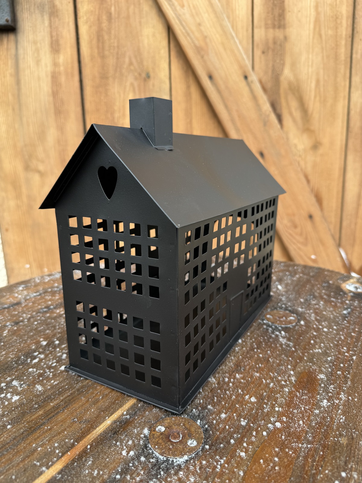 Metall Windlicht Haus schwarz längliche Form mit Gitterfenstern - Länge 28,5 cm