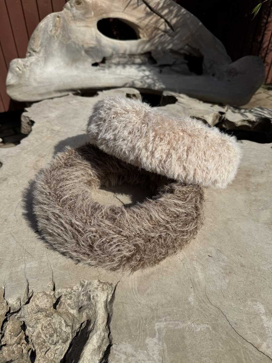 Stoff Kranz flauschig dunkleres Braun – Ø 20 cm