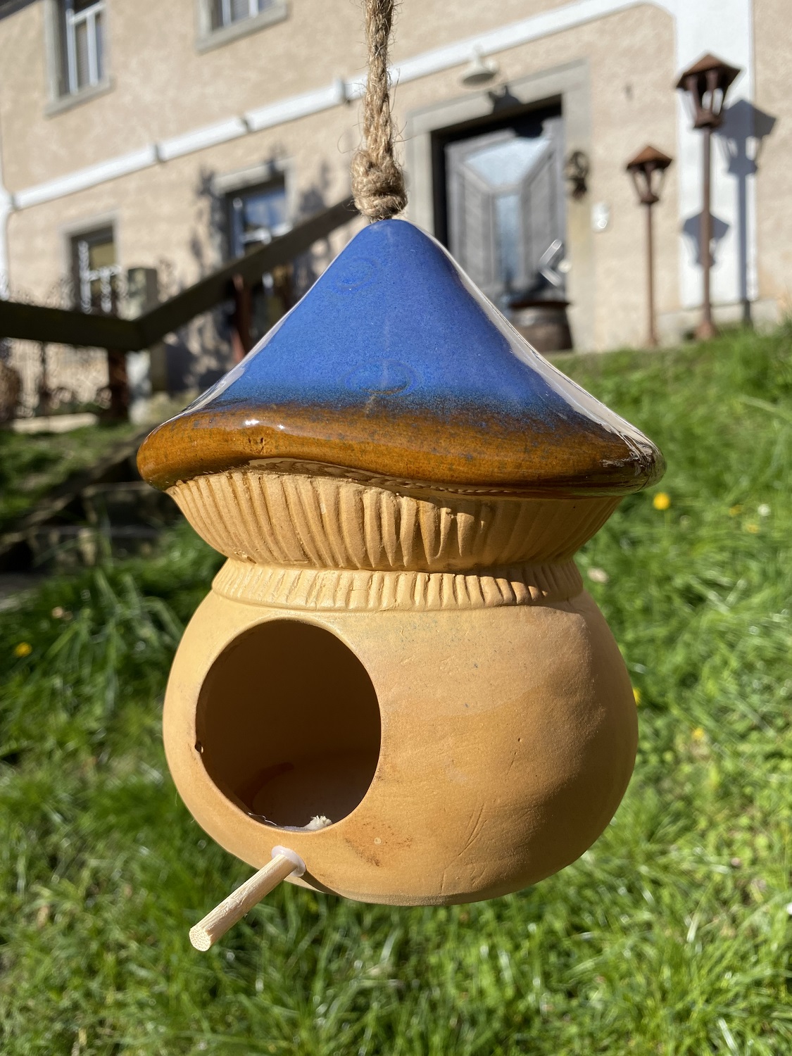 Pilz Vogelhaus blaue Kappe aus Steinzeug -  Höhe 18 cm