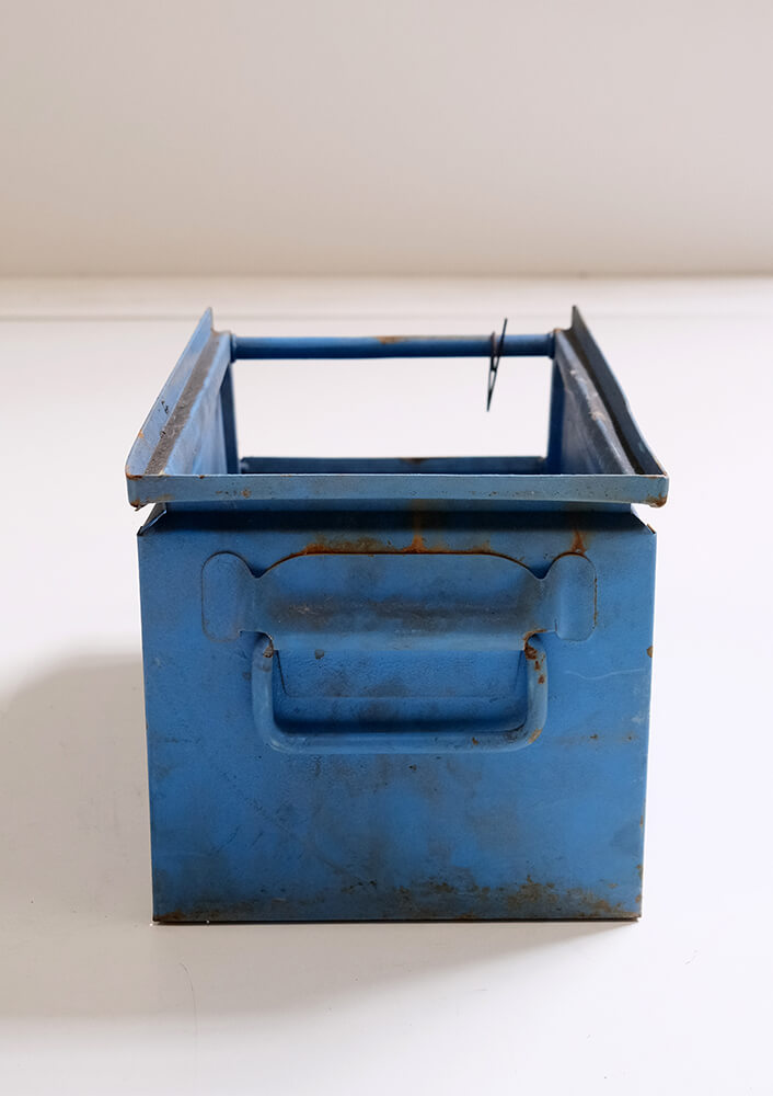 Vintage Metall Kiste Blau (mit Gebrauchsspuren) - Länge 34 cm