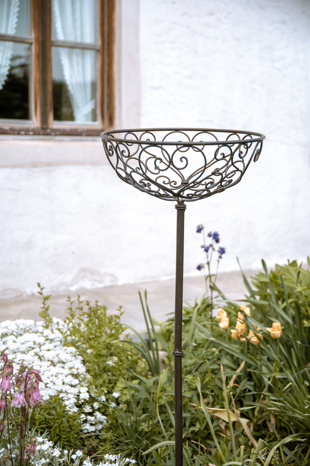 Eisen Korb auf Stab – Höhe 120 cm | Ø 40 cm | massiv & stabil