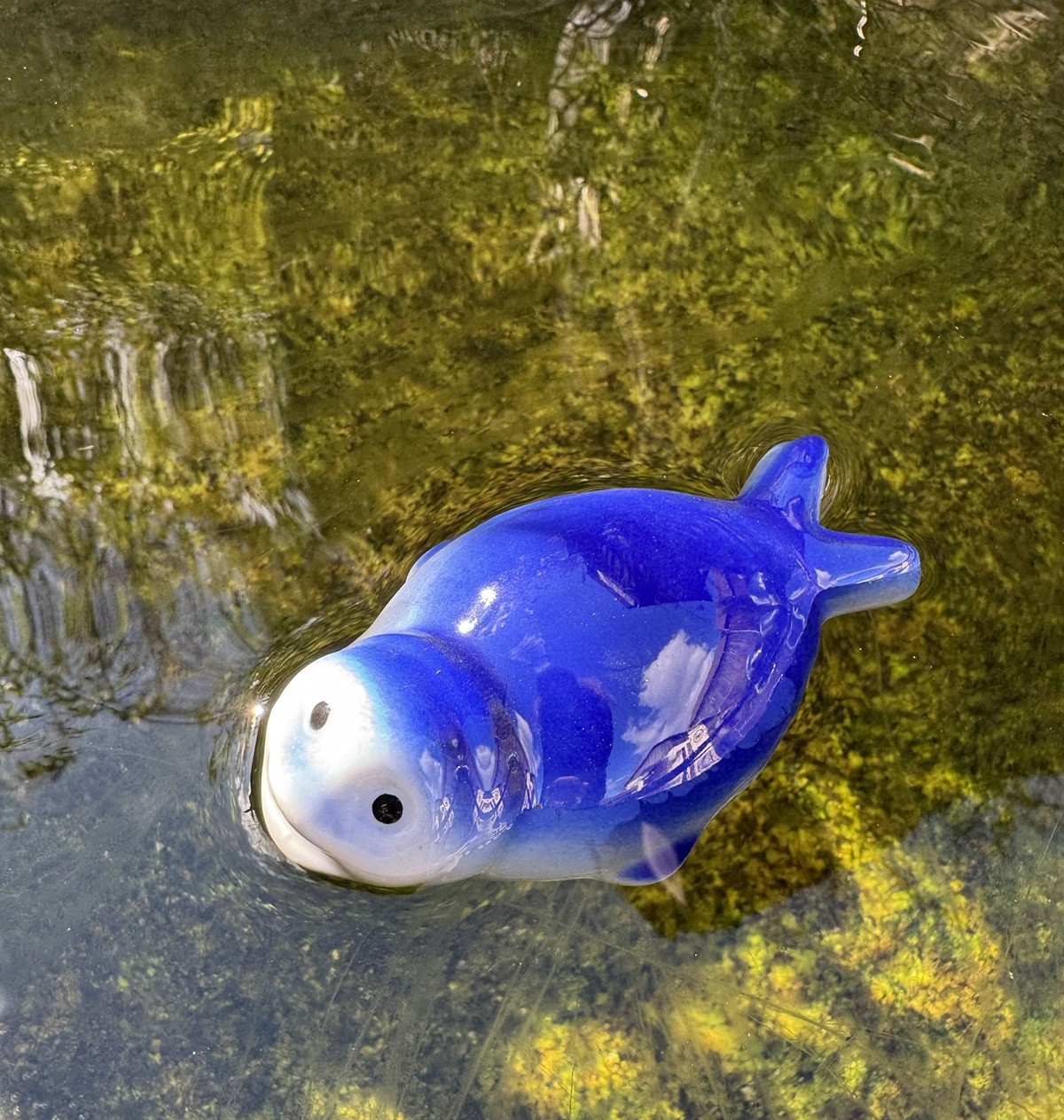 Keramik Schwimmfigur Robbe - Höhe 4 cm