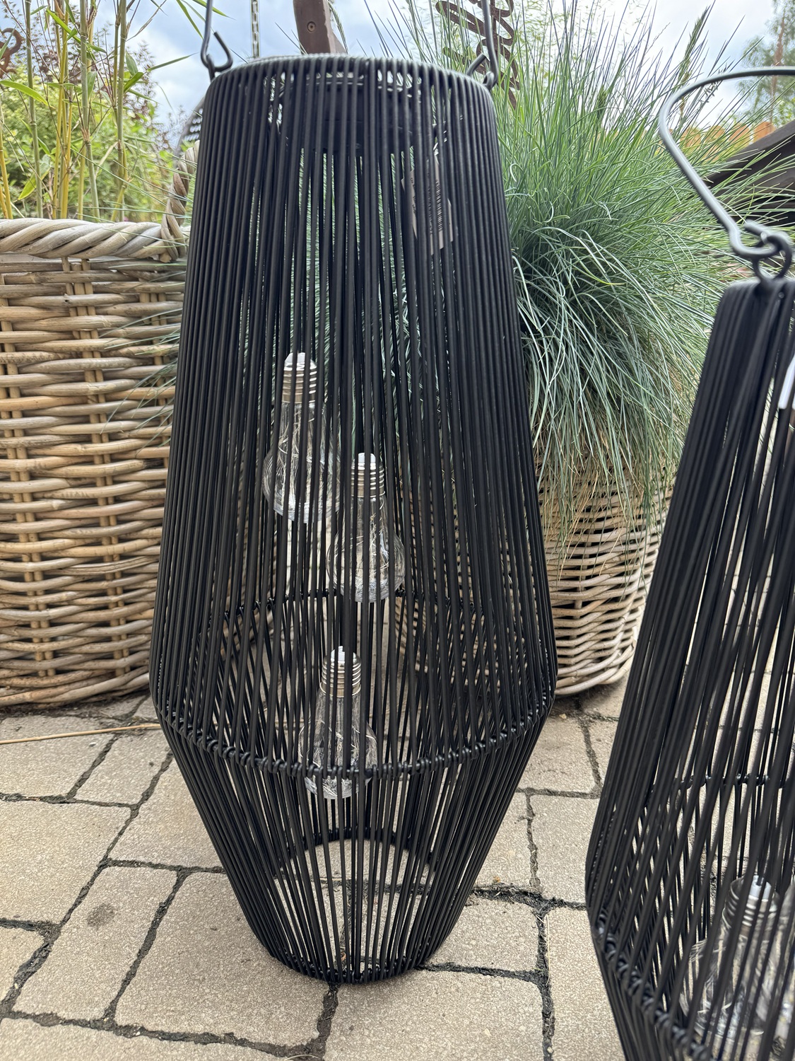 Outdoor Laterne konische Form schwarz groß mit 3 Solar Birnen - Höhe 55 cm