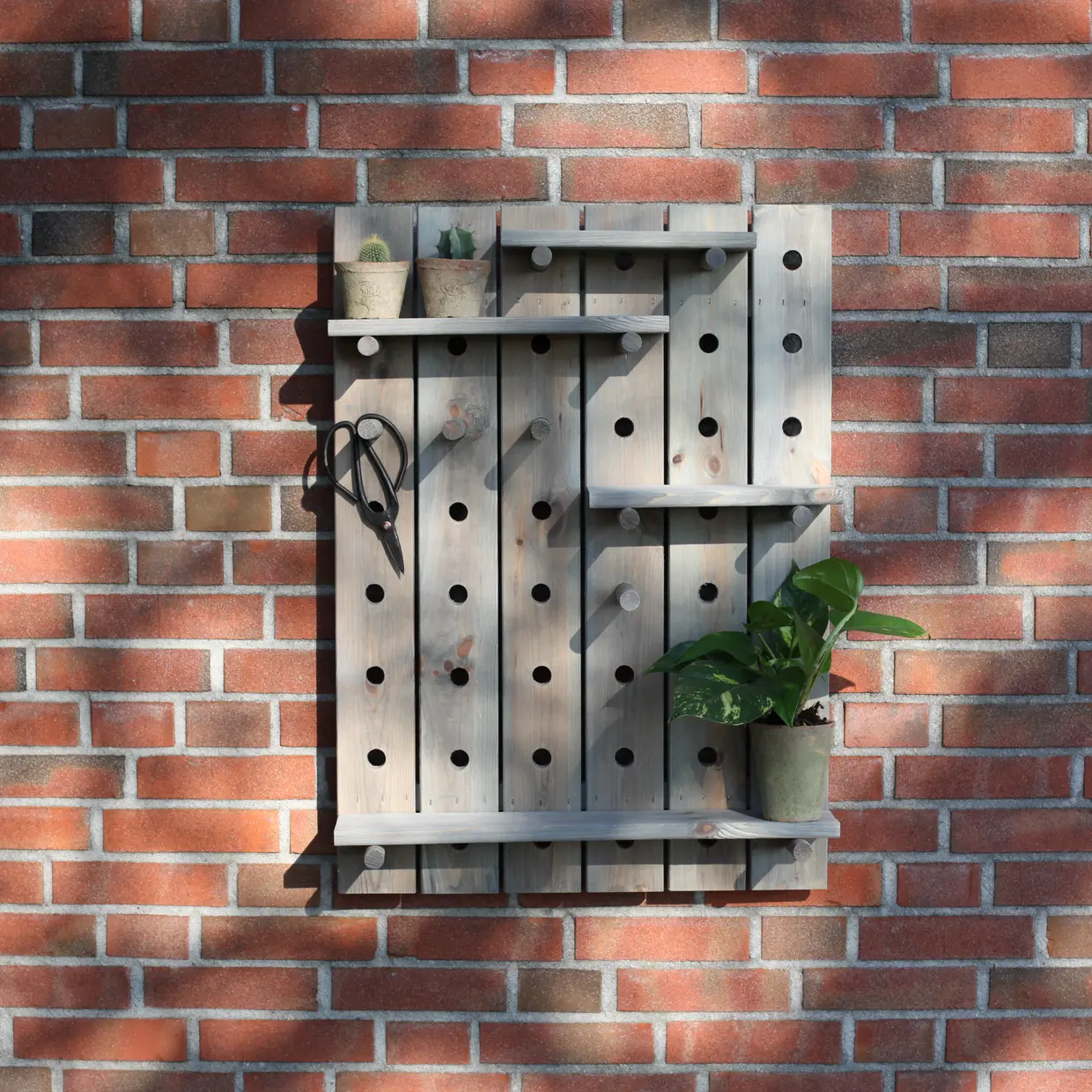 Holz Steckbrett für die Wand - Höhe 78 cm