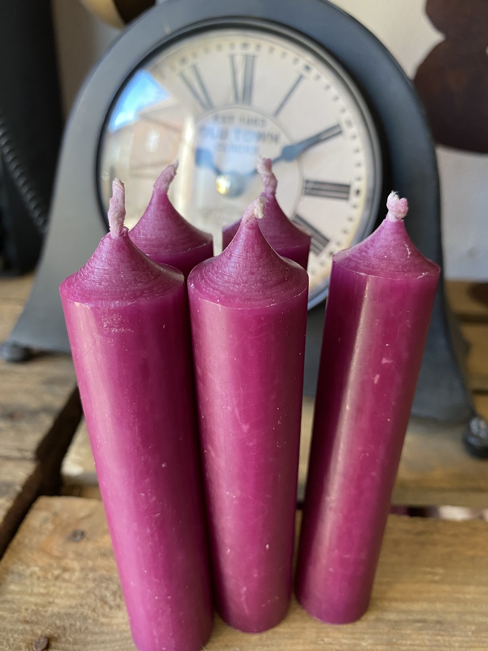 5 Stabkerzen 100 x 22 mm - Farbe aubergine