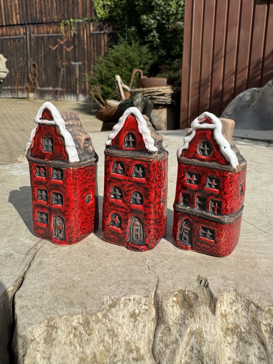 3tlg Keramik Mini Stadthäuschen Rot - Höhe ca. 7 cm