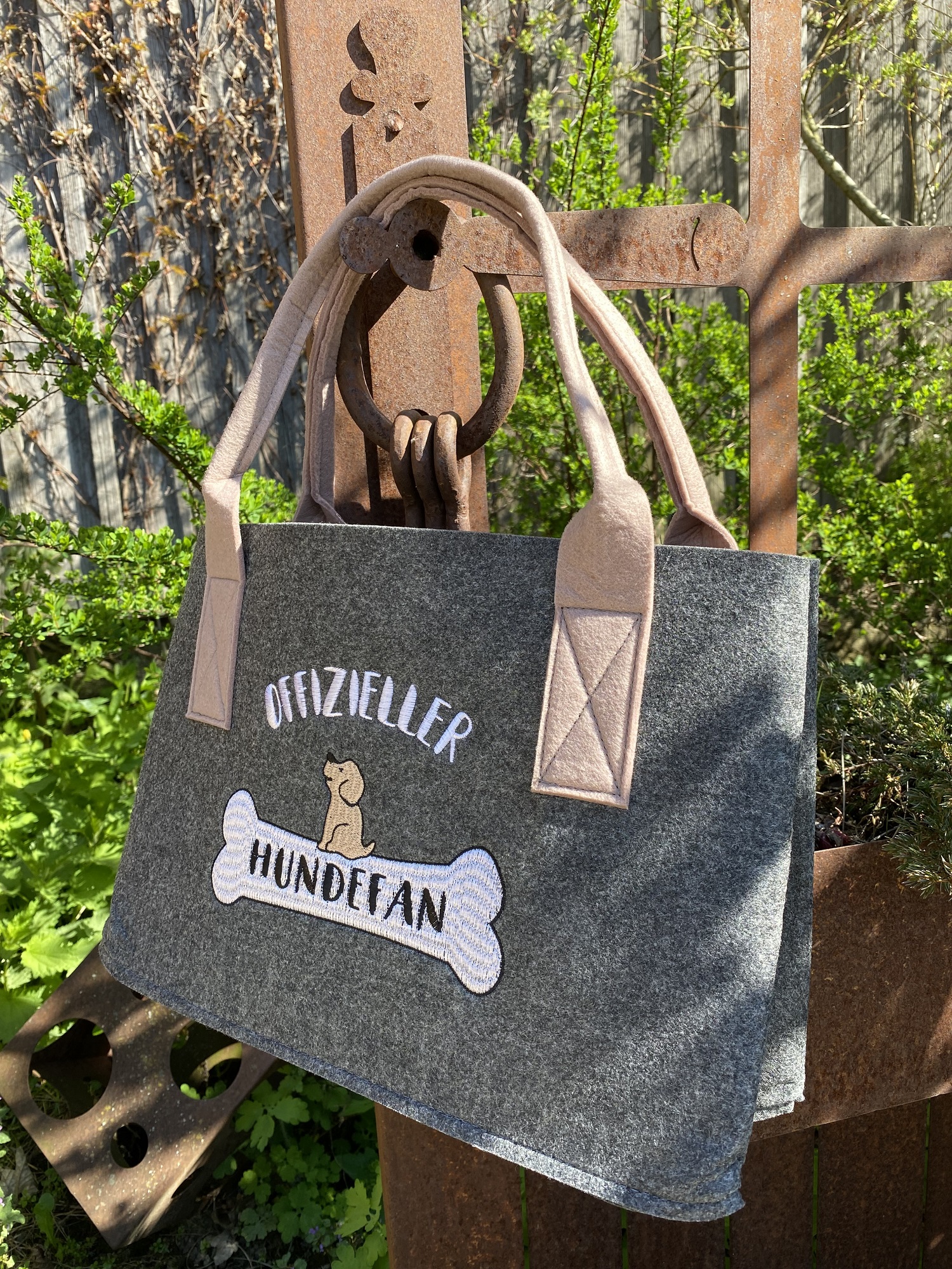 Filz Tasche Offizieller Hundefan grau
