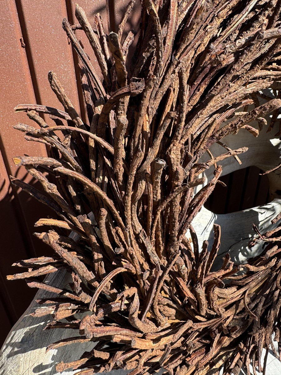 Rattan Naturkranz Daina struppige Form dunkelbraun - Durchmesser ca. 53 cm