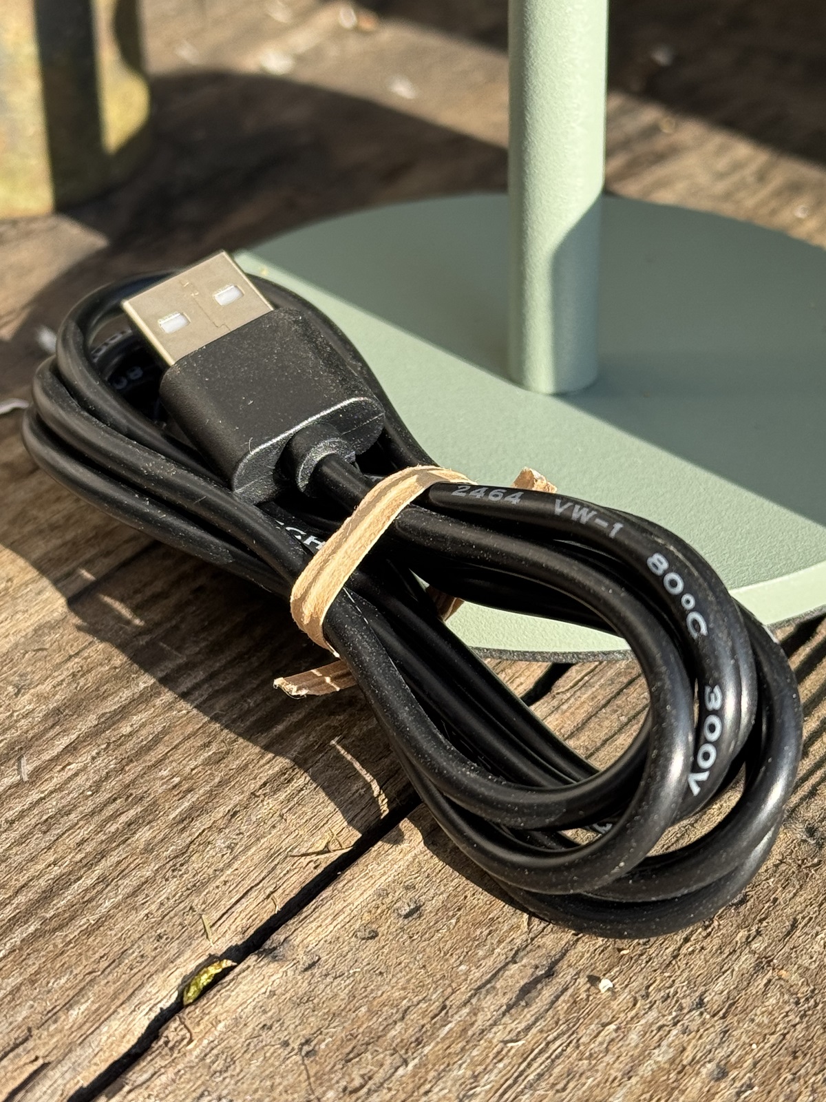 Tischleuchte Roxi salbeigrün mit Touch und Ladekabel - Höhe 27,5 cm