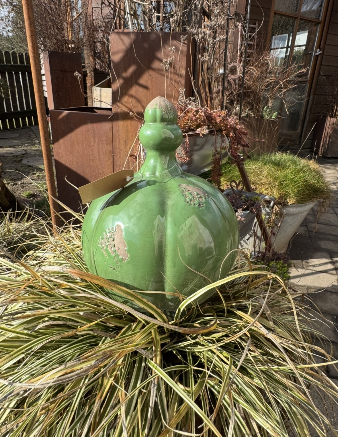 Steingut Gartenkugel Zwiebelform Antik Grün - Höhe 25 cm