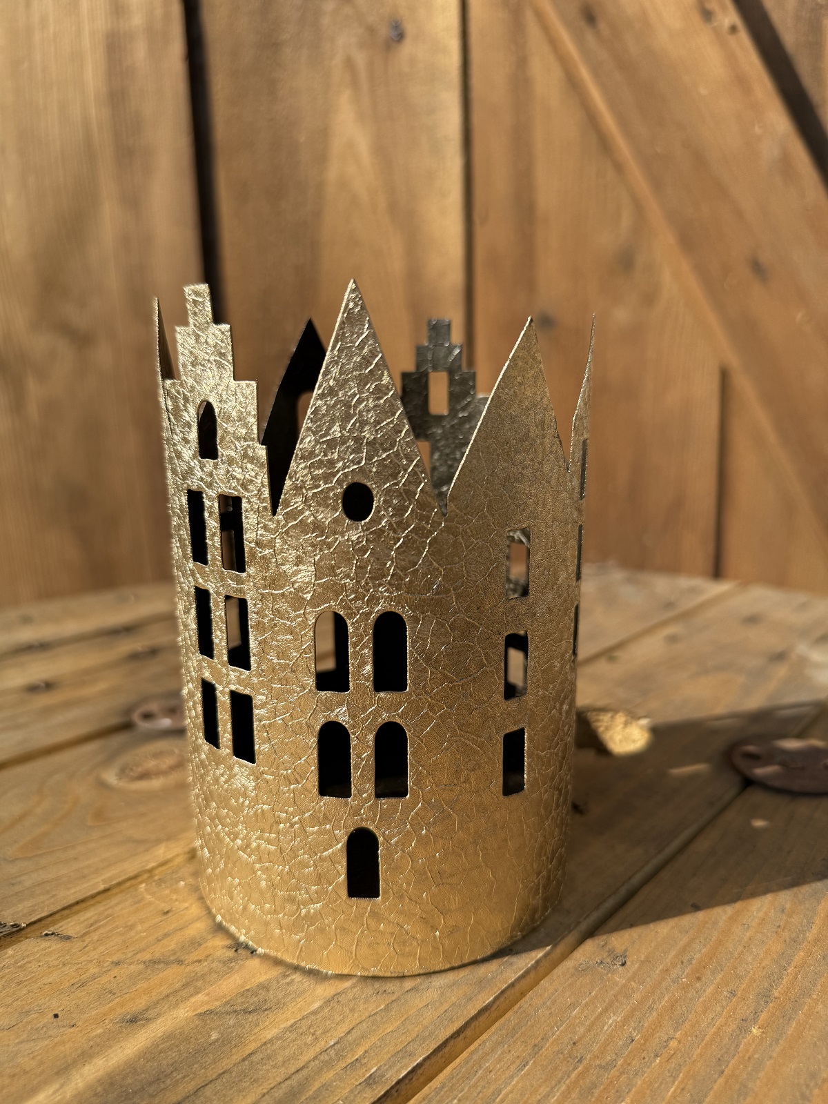 Windlicht Haus goldfarben groß - Höhe 15 cm
