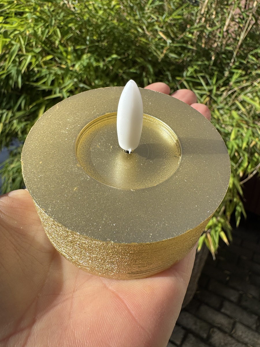 LED Teelicht Echtwachs Indoor Gold - D7cm