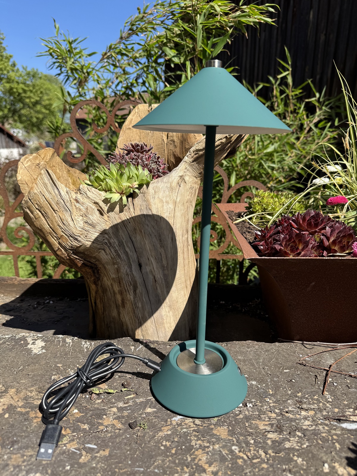 Outdoor Tischleuchte LED Lampe grün groß mit Touch und Ladekabel - Höhe 34 cm