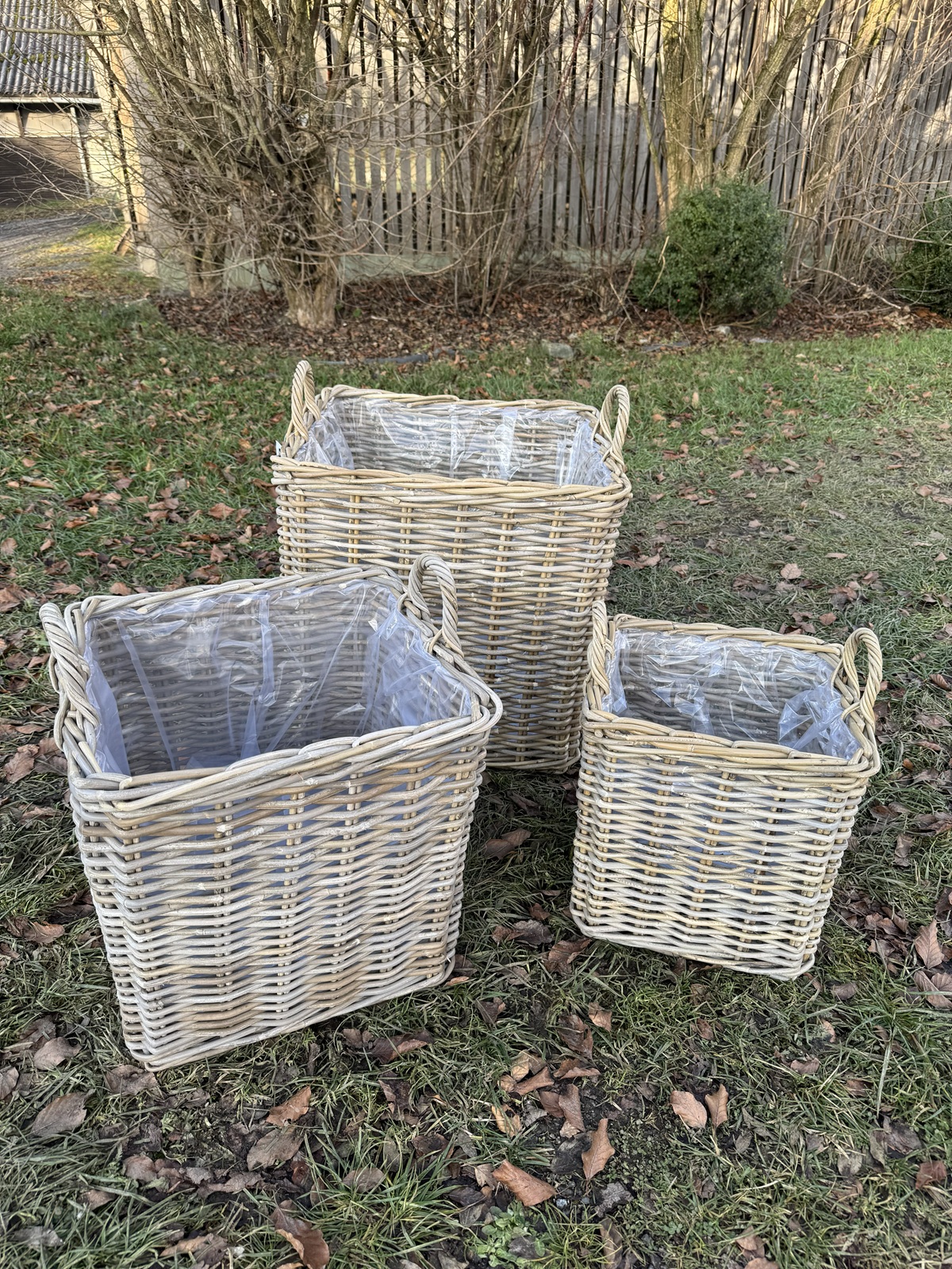 Outdoor Rattankorb groß eckig mit Henkeln und Folie - Durchmesser 50 cm
