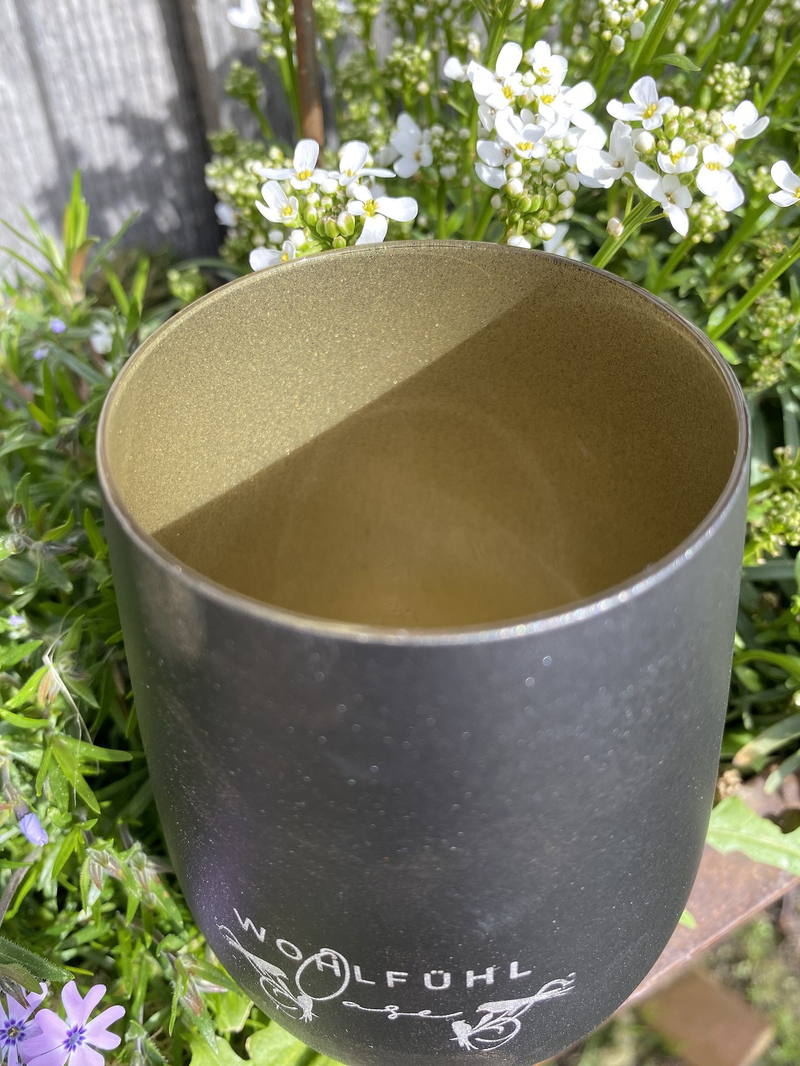 Gravur Windlicht Wohlfühloase schwarz/gold - Höhe 12 cm