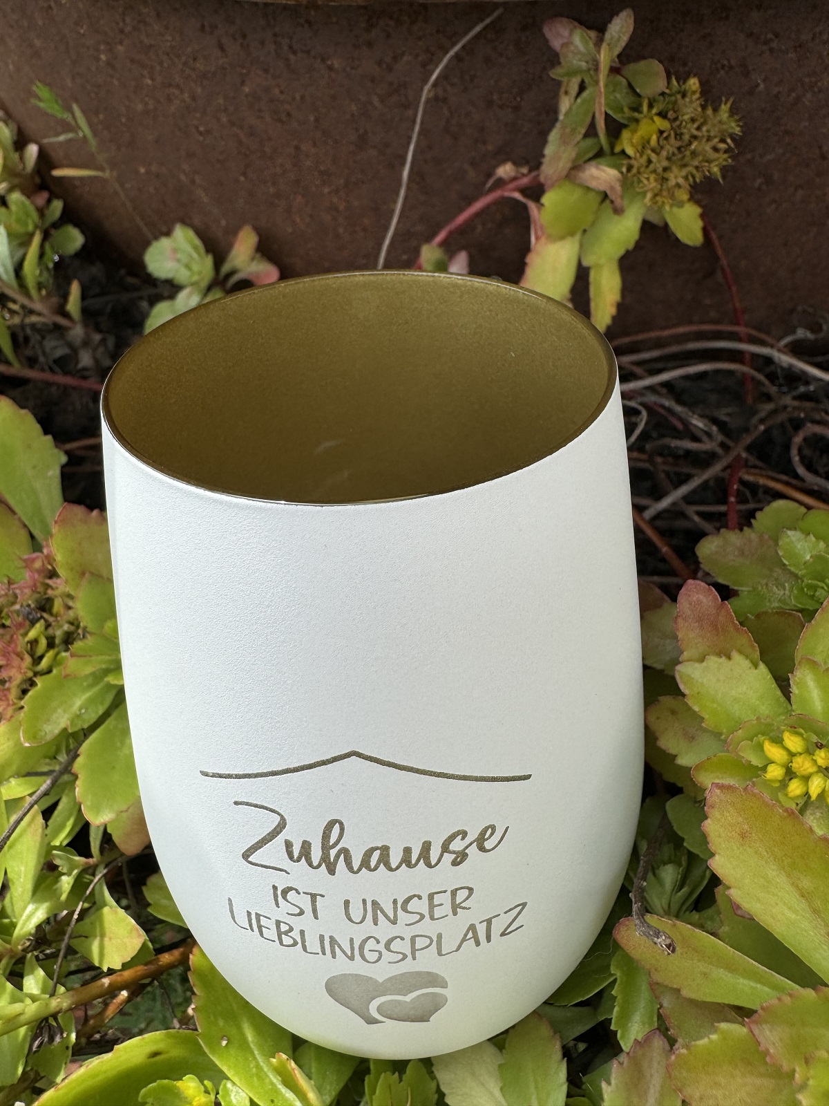 Gravur Windlicht Zuhause ist unser Lieblingsplatz weiß/gold - Höhe 12 cm