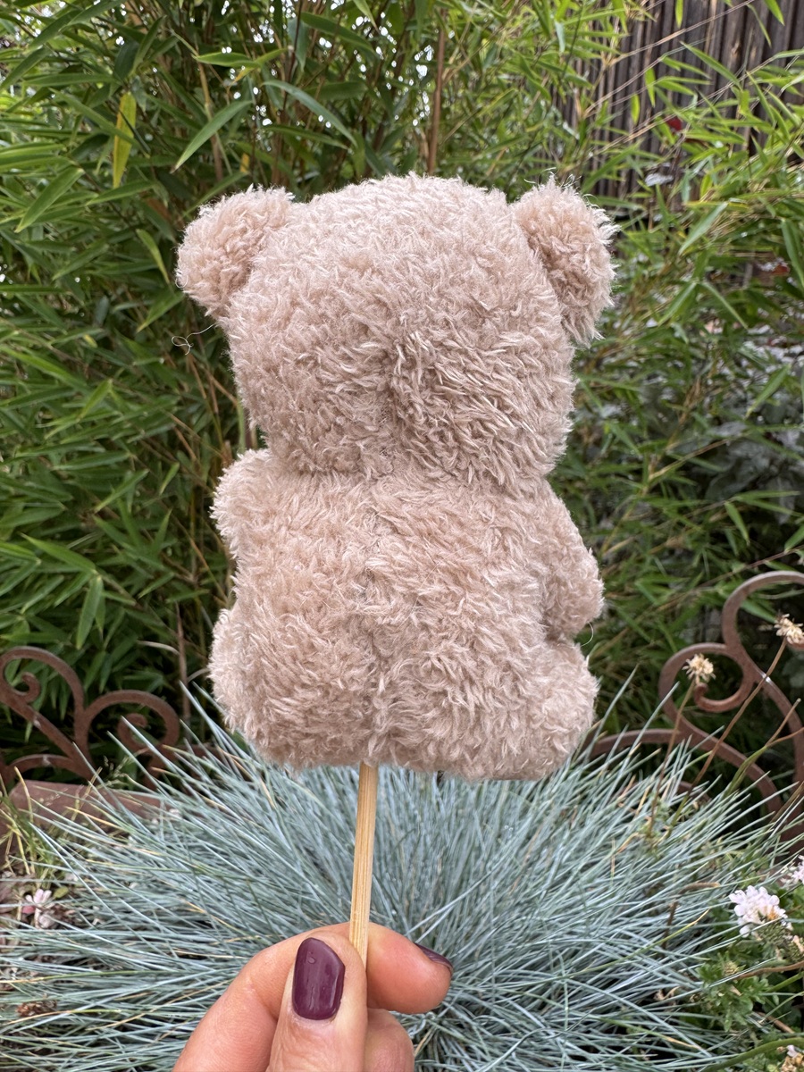 Stoff Teddybär braun auf Holzstab - Höhe 10 cm + Stab