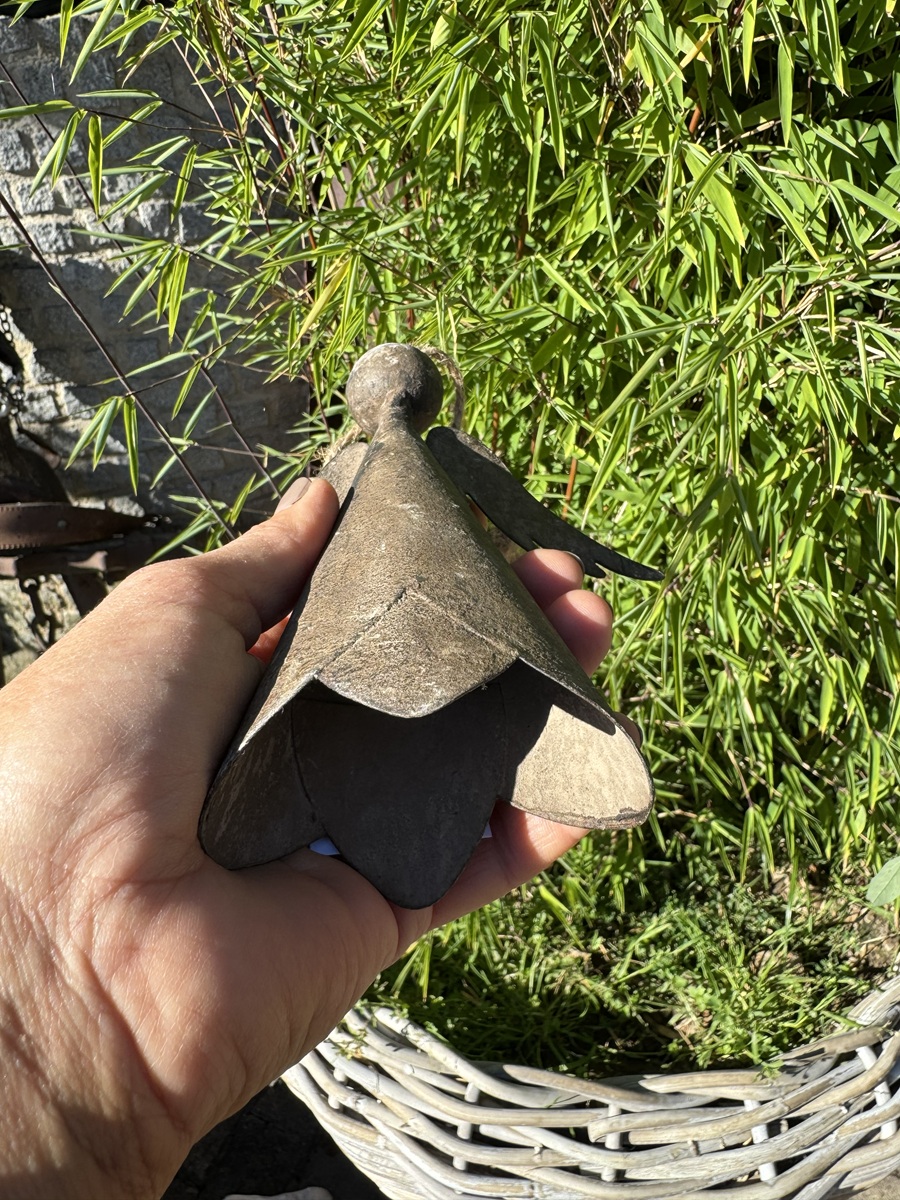 Metall Engel groß zum Hängen Antik Grau – Höhe 23 cm