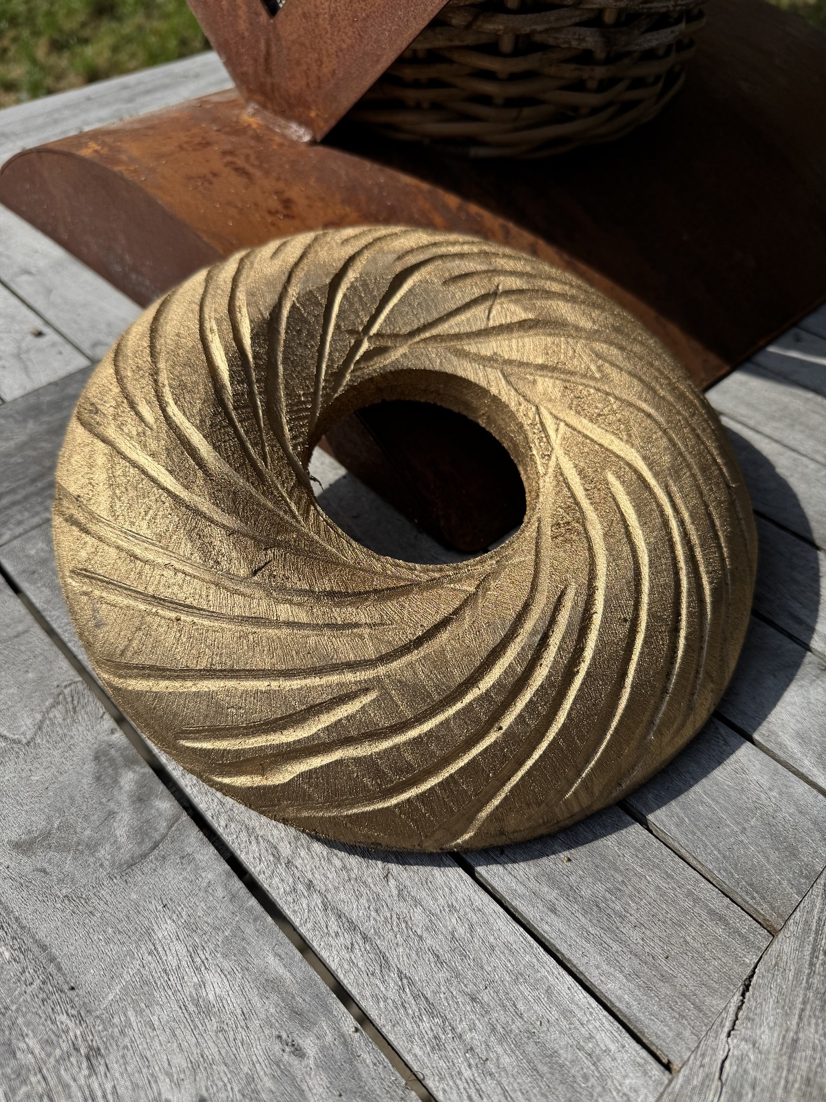 Holz Kranz gold klein mit Rillenmuster - Durchmesser ca. 25 cm