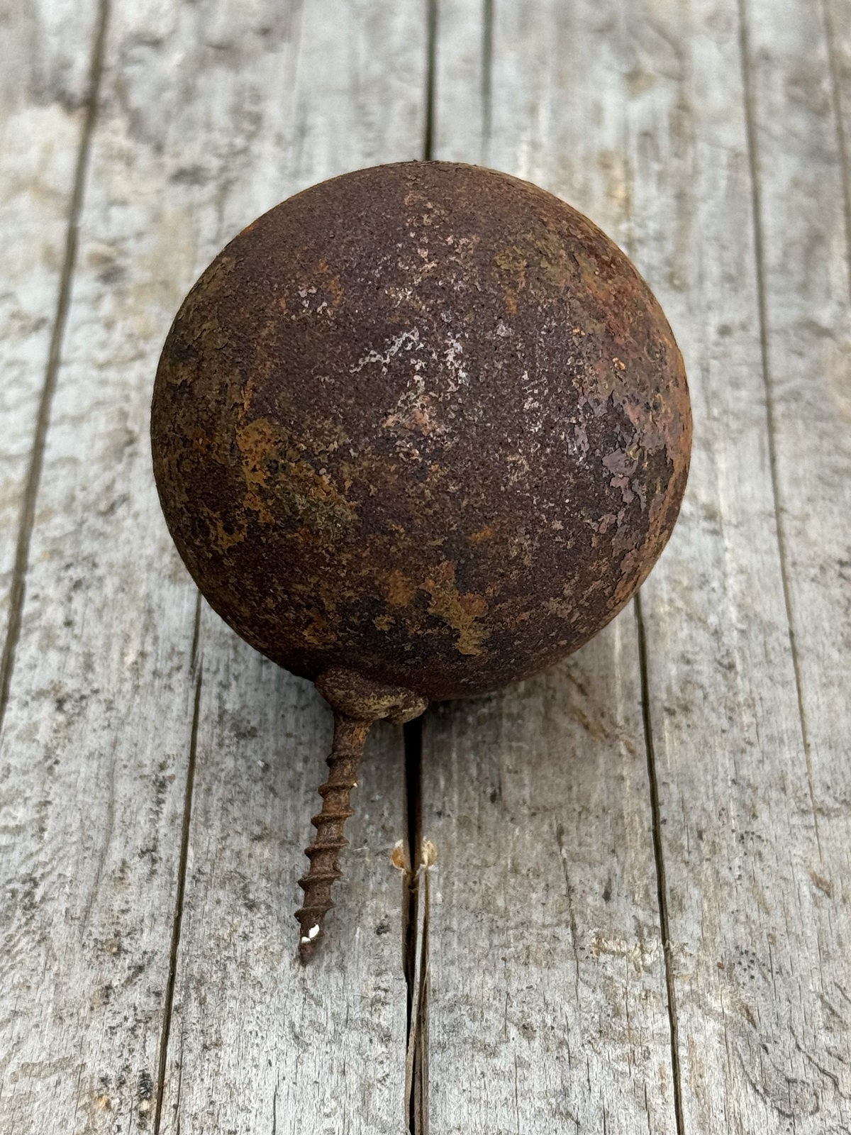 Edelrost Metallkugel groß mit Schraube für Holzengel - Durchmesser 5 cm
