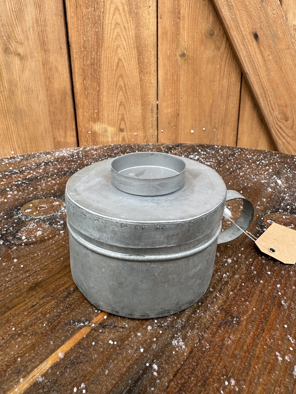 Eisenblech Dose mit Henkel für Teelichter - Höhe 7 cm