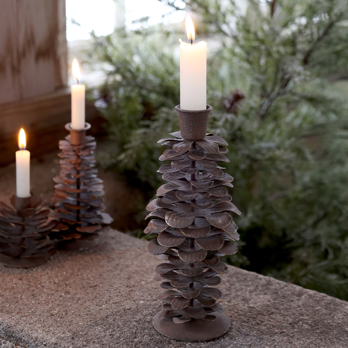 Metall Kerzenständer Zapfen Braun/Rostoptik für Stabkerzen – Höhe 18 cm
