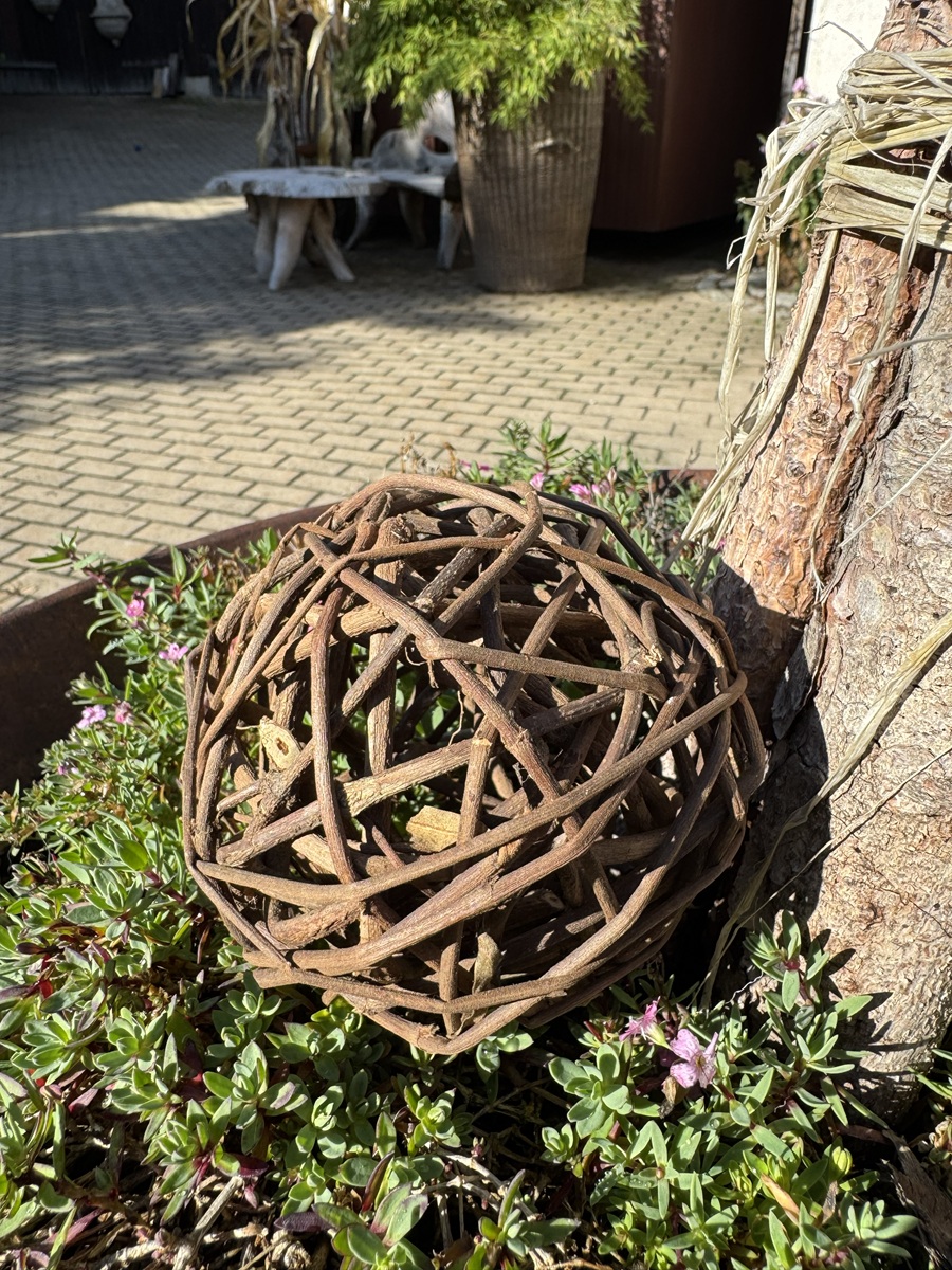 Rattankugel naturbraun klein - Durchmesser 10 cm