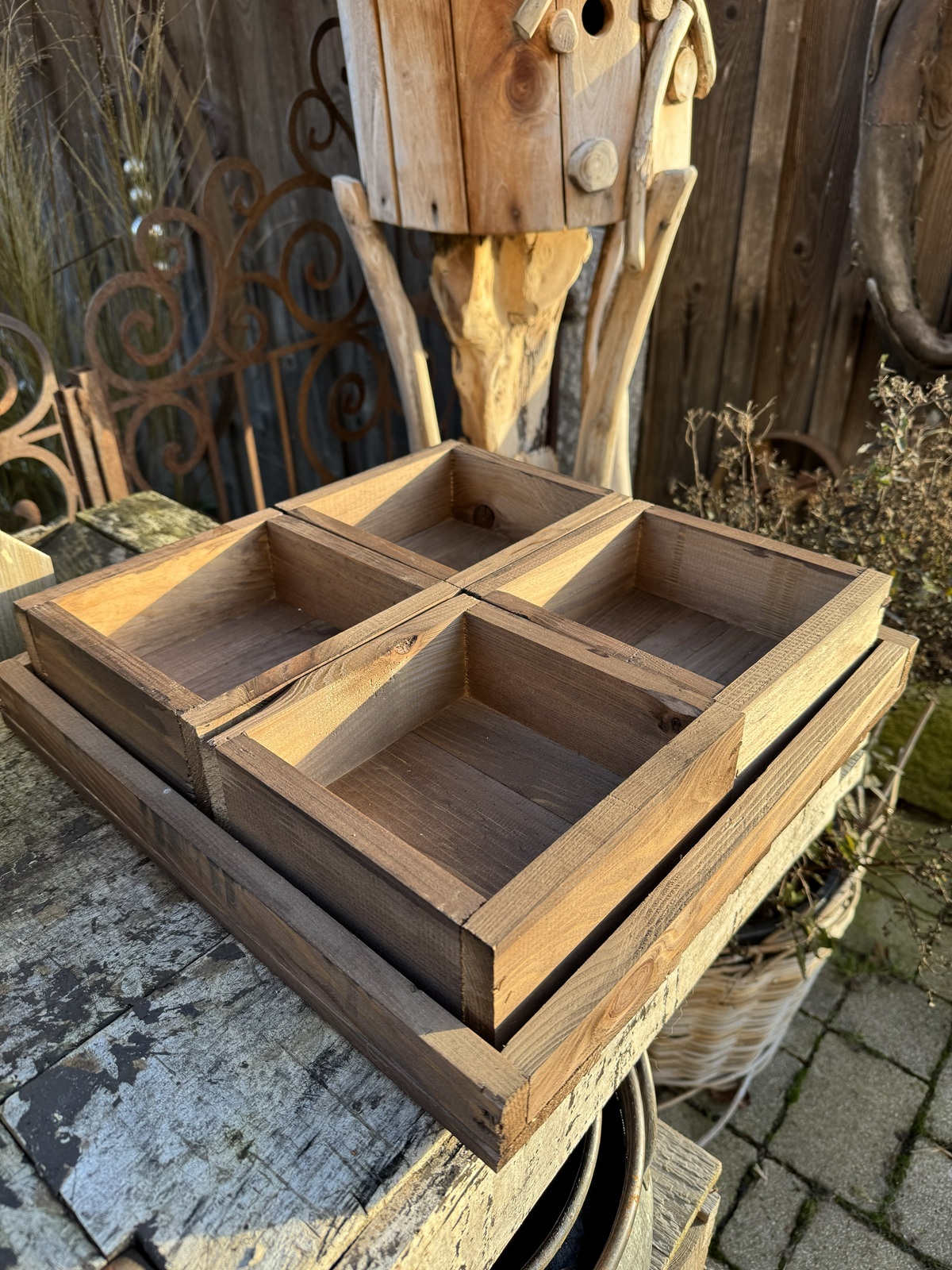 Holz Tablett eckig mit 4 kleinen Holzkisten - Durchmesser 40 cm