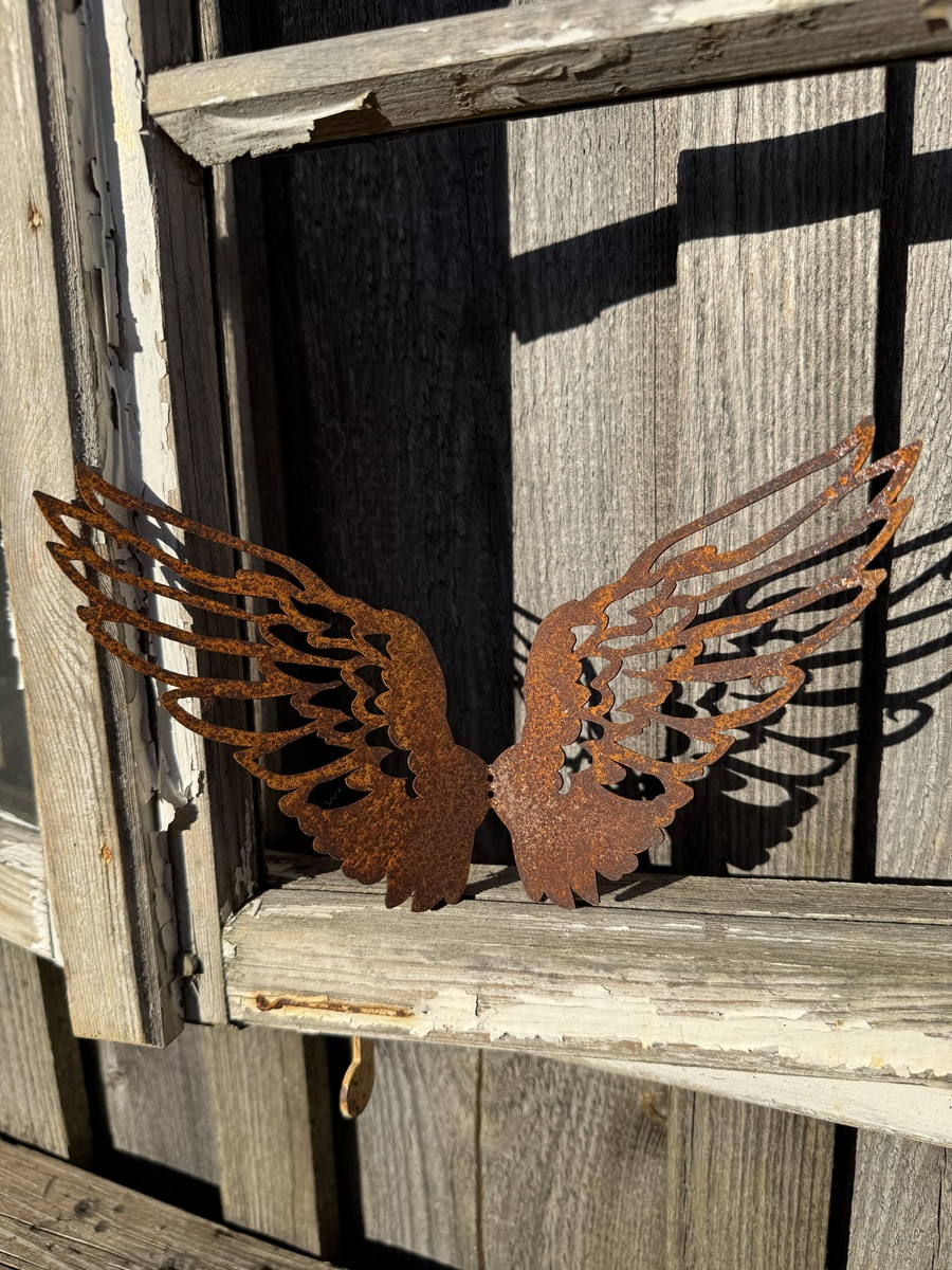 Edelrost Flügel offene Form nach oben - Breite 27 cm