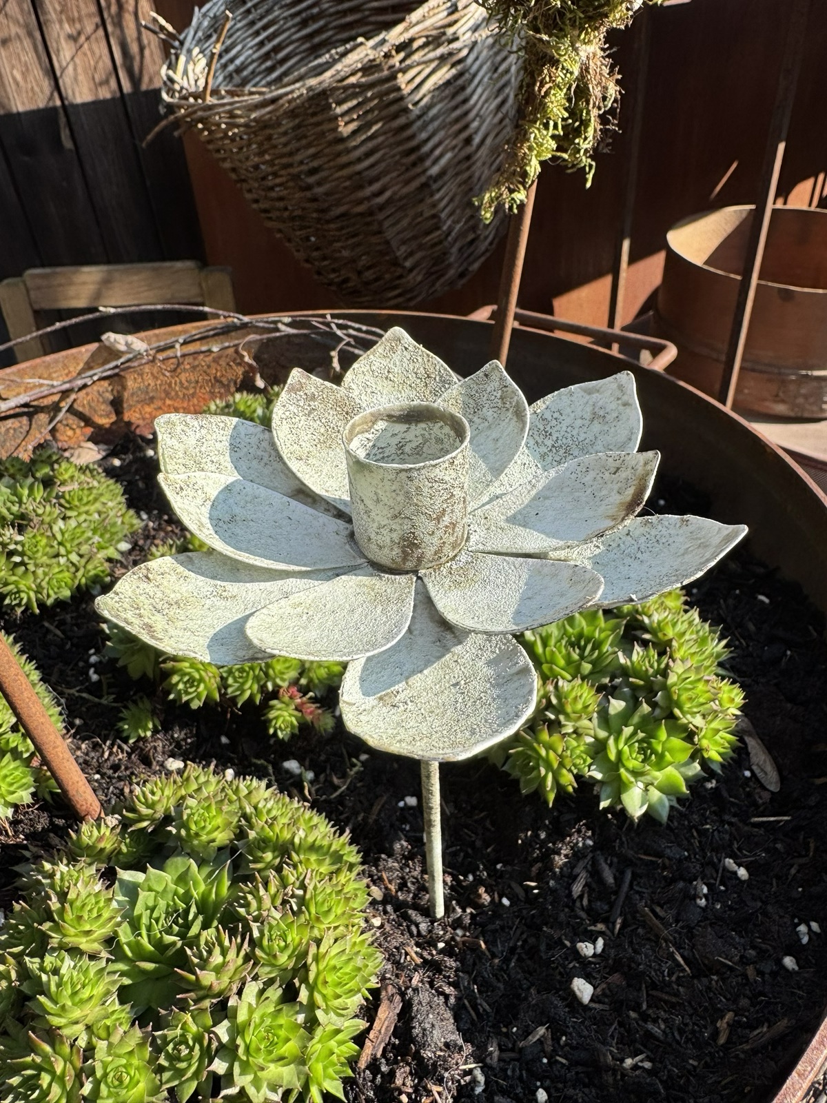 Kerzenhalter Blüte gewischt graugrün am Stab - Höhe 3,5 cm + 20 cm Stab