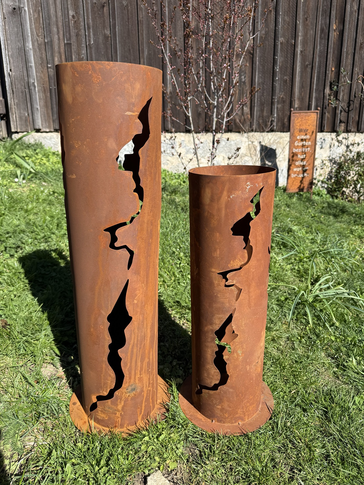 Edelrost Säule Blitz groß mit Standplatte (D27cm) - Höhe 80 cm