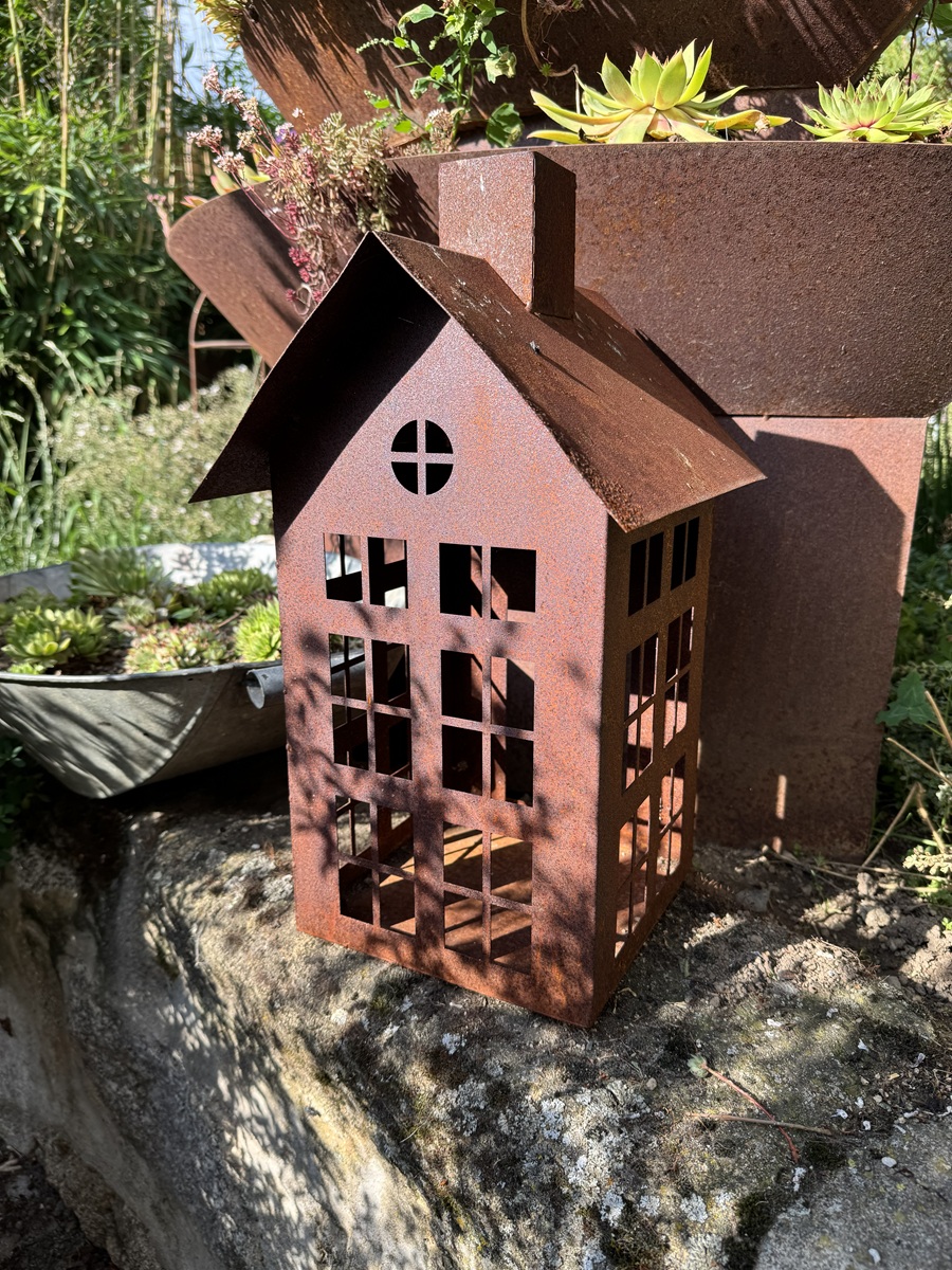 Edelrost Windlicht Haus eckige Form - Höhe ca. 45 cm