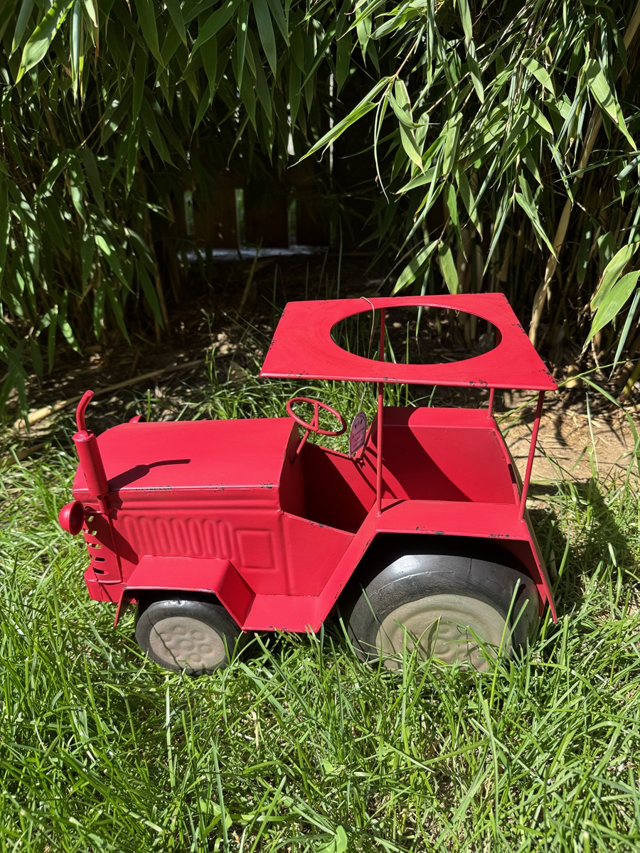Retro Fahrzeug Traktor rot - Länge 43 cm