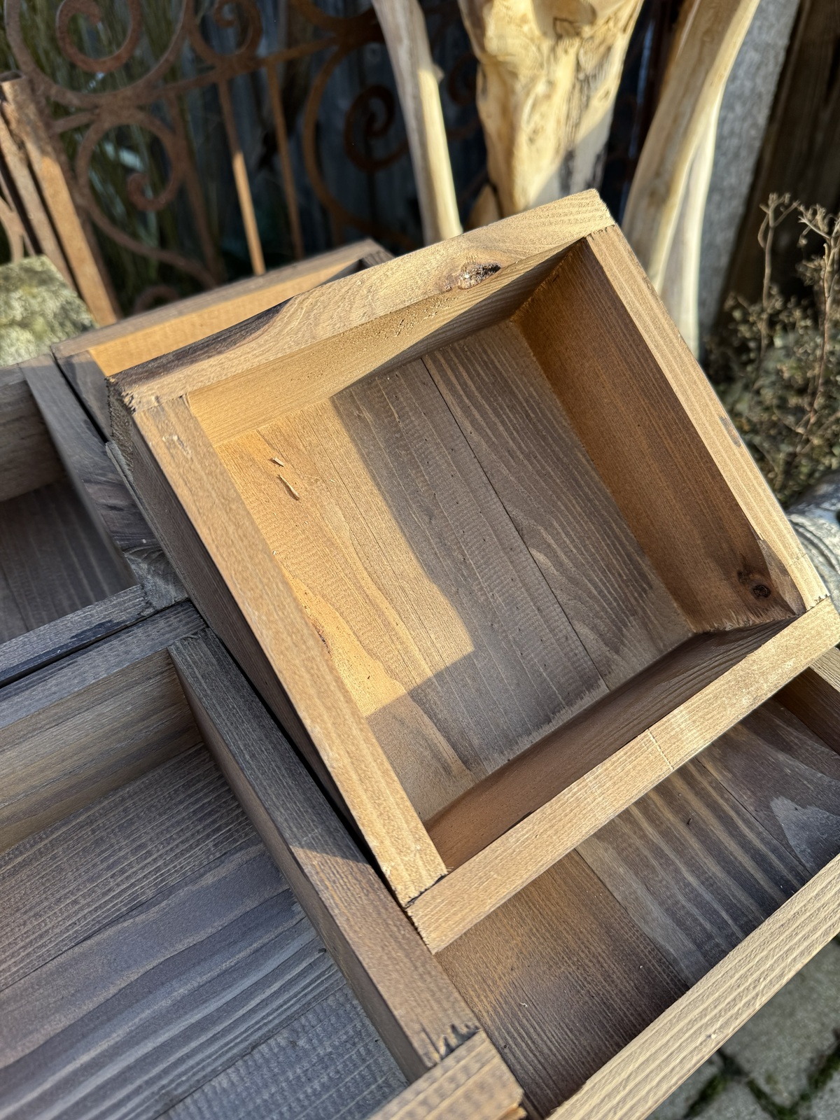 Holz Tablett eckig mit 4 kleinen Holzkisten - Durchmesser 40 cm