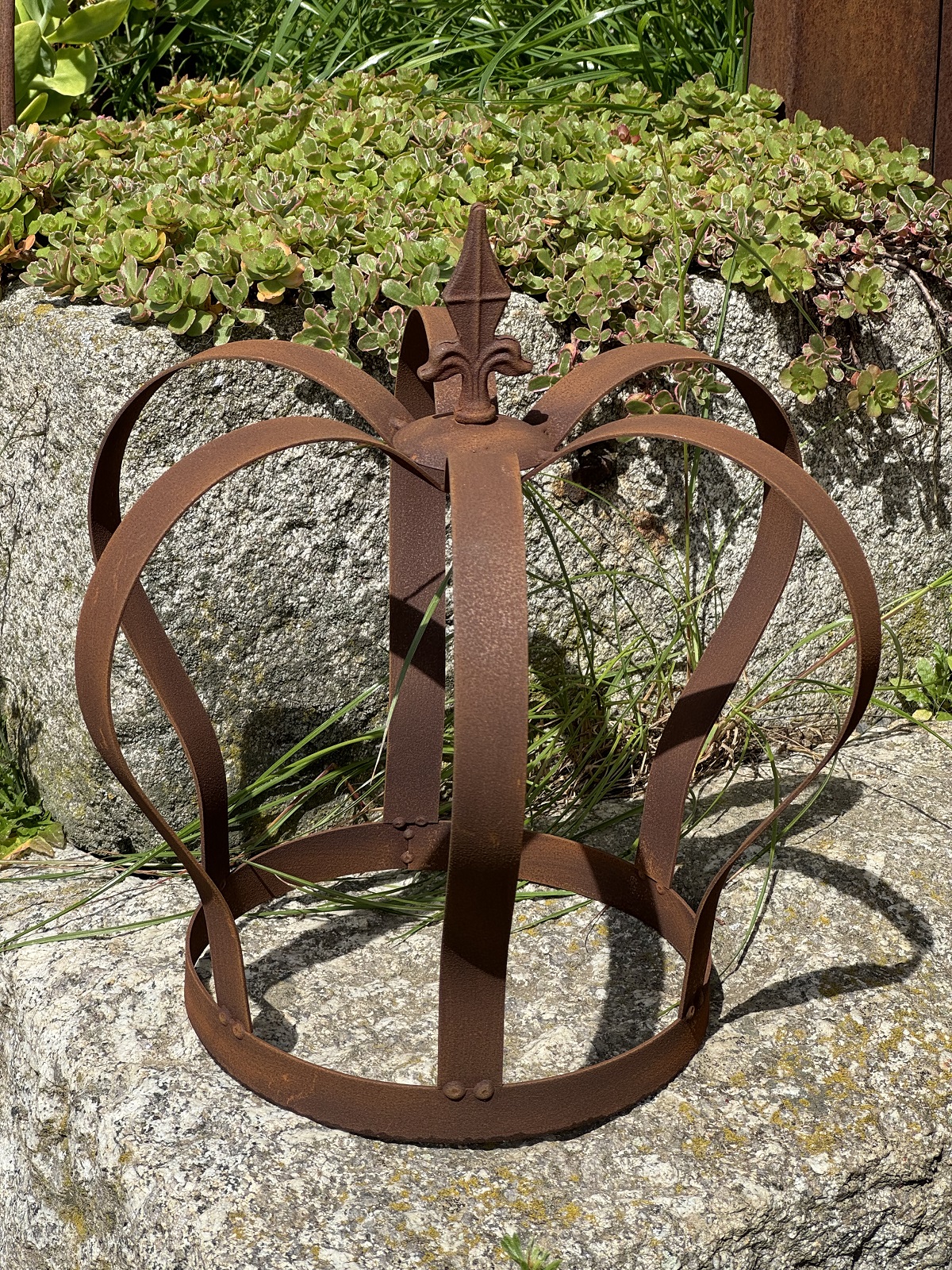 Edelrost Krone mittel mit Lilienspitze - Höhe 32 cm
